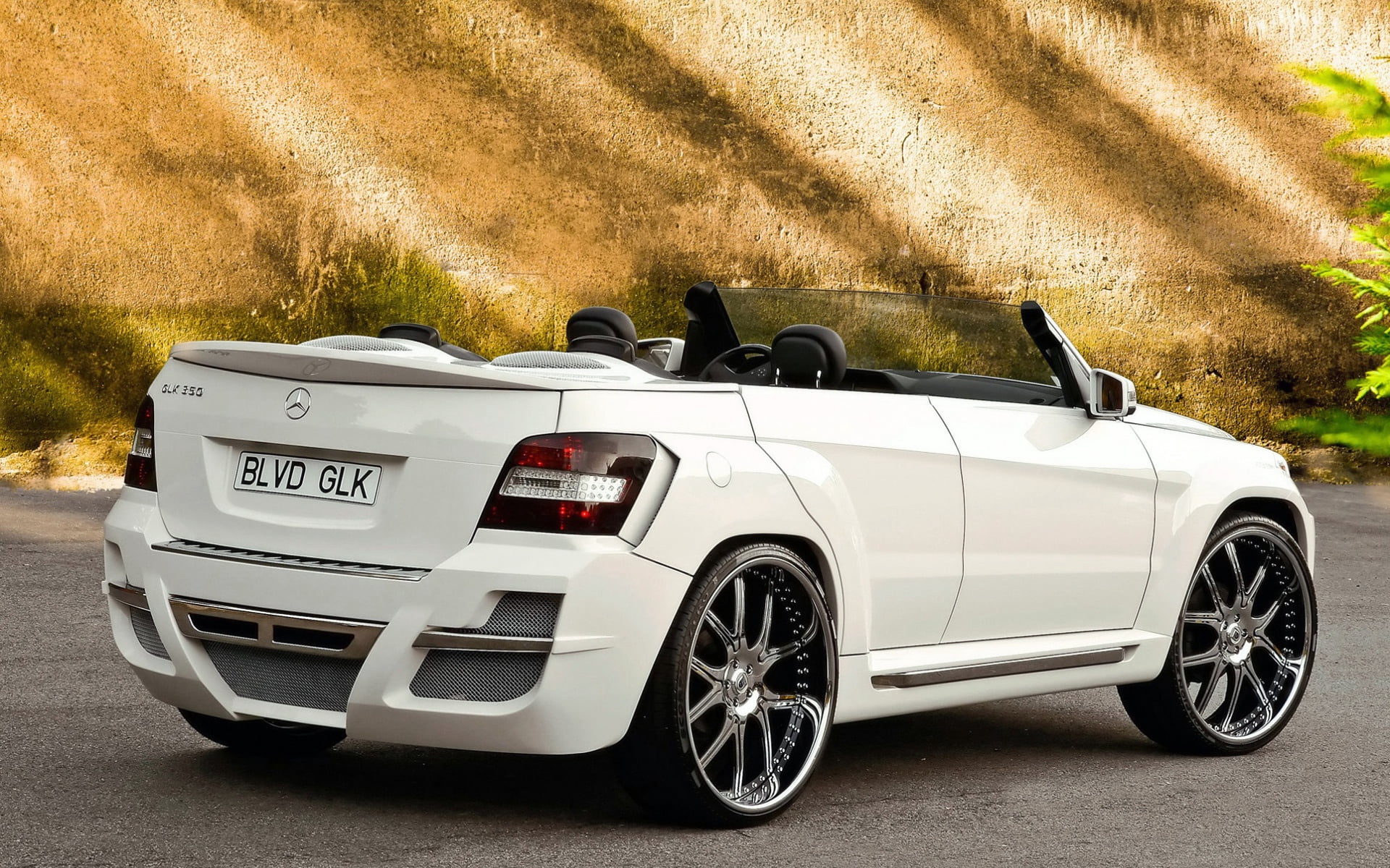 city, compact Car, mode of Transport, mercedes, new, sport, mercedes benz, glk 350, sports Utility Vehicle, bumper, travel, speed, wheel, urban whip, road, HD Wallpaper