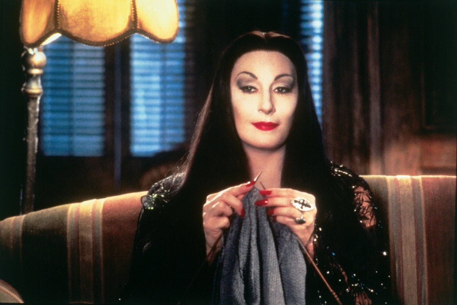 looking, real people, adult, beauty, holding, leisure activity, portrait, headshot, looking at camera, The Addams Family, 720P, hairstyle, focus on foreground, HD Wallpaper