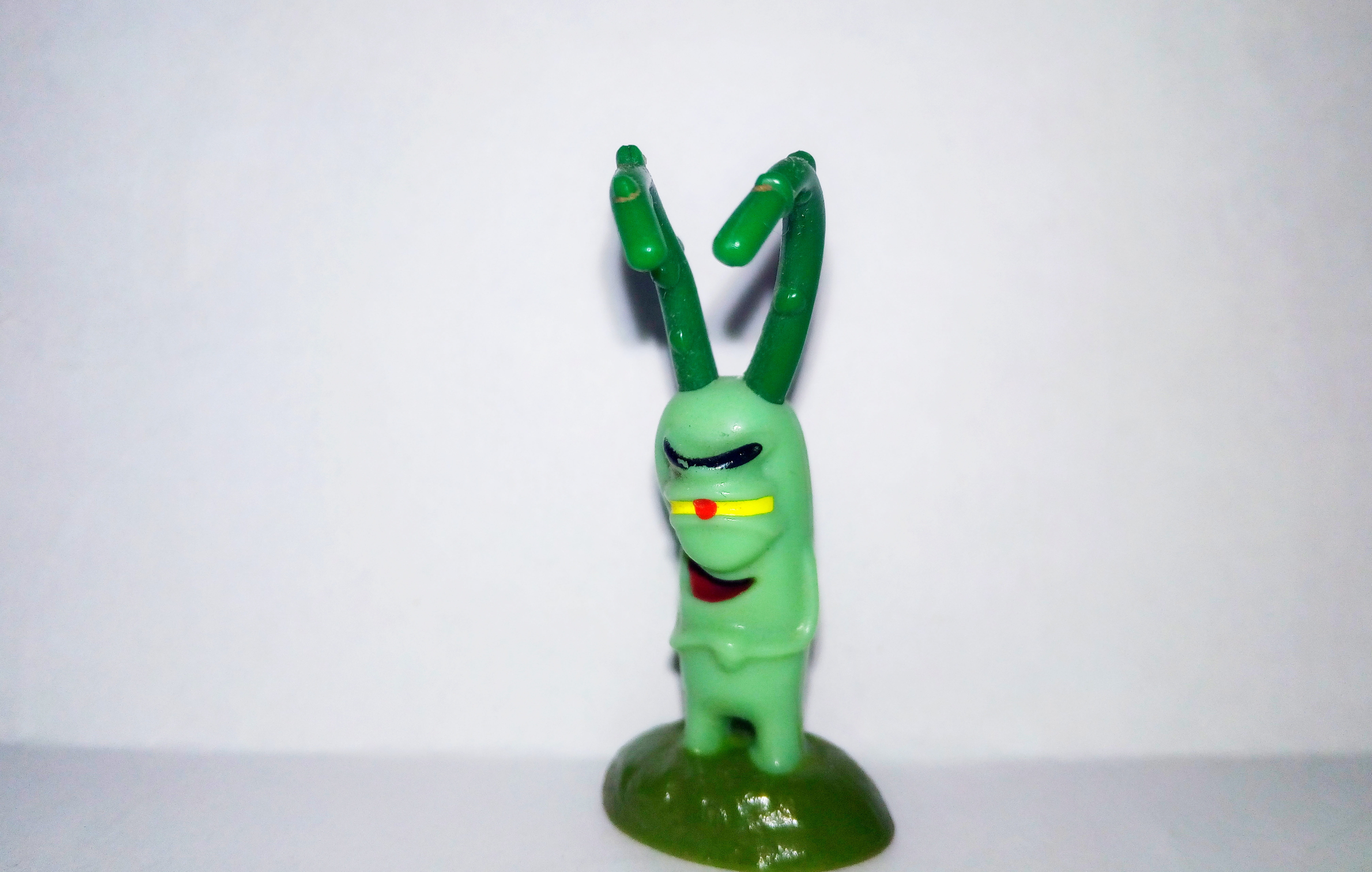 art and craft, character of the cartoon, the characters of the cartoon, close-up, multi colored, creativity, sculpture, green color, three objects, high angle view, HD Wallpaper