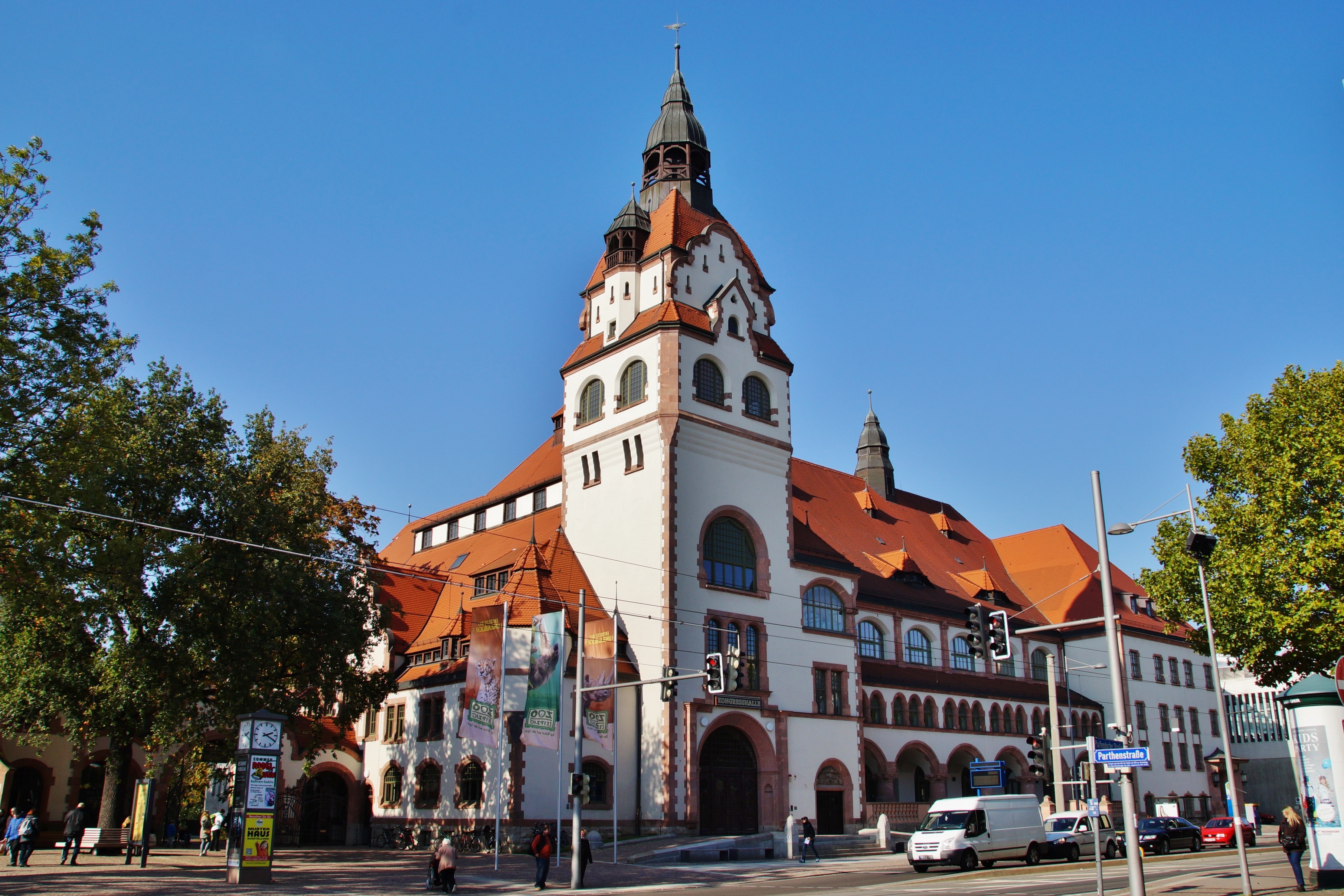 street, spire, incidental people, tree, built structure, the past, blue, zoo, outdoors, religion, clock, leipzig, architecture, belief, building, clear sky, HD Wallpaper