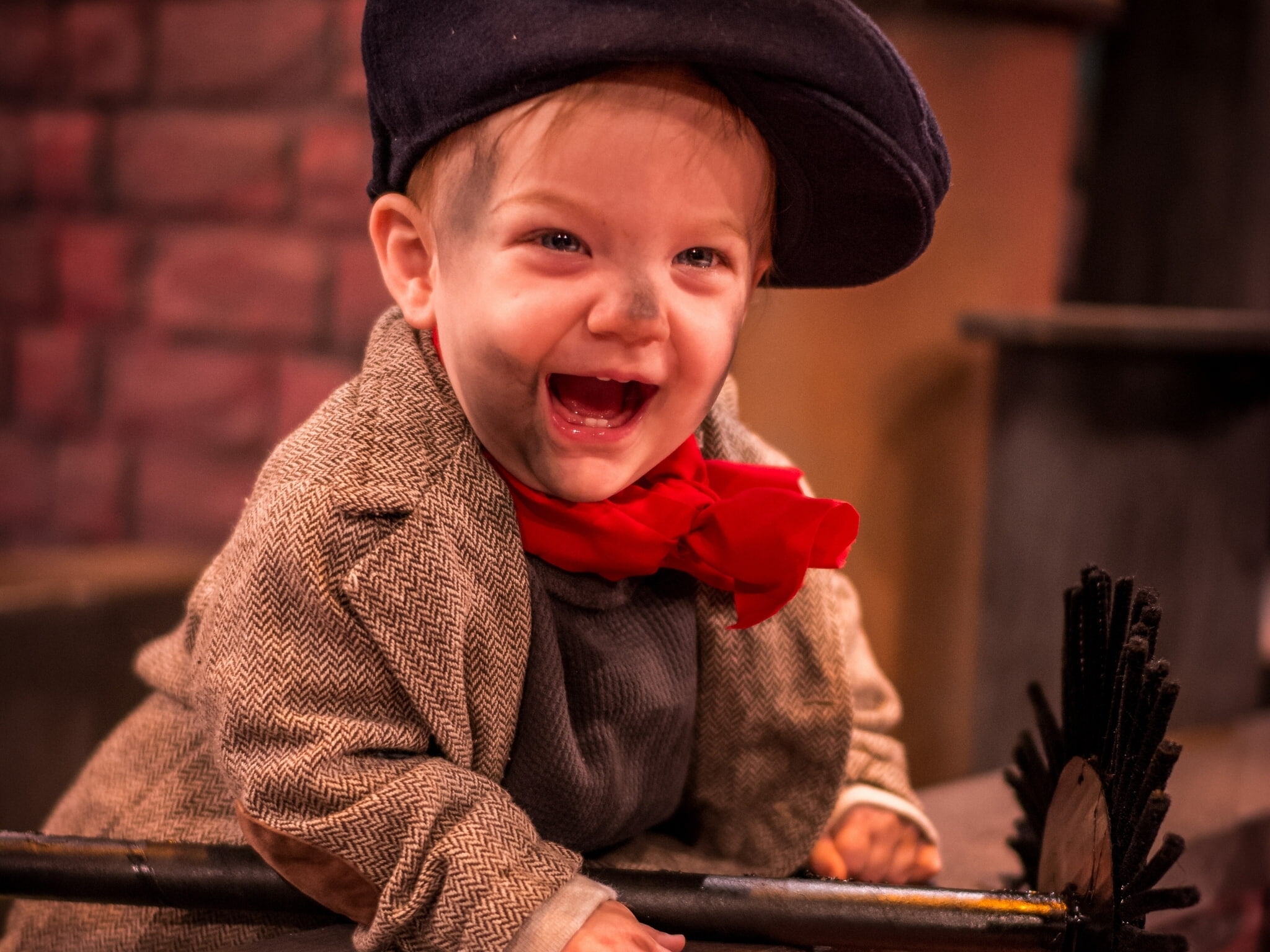 1080P, chimney sweep, mood, boy, joy, cap, HD Wallpaper