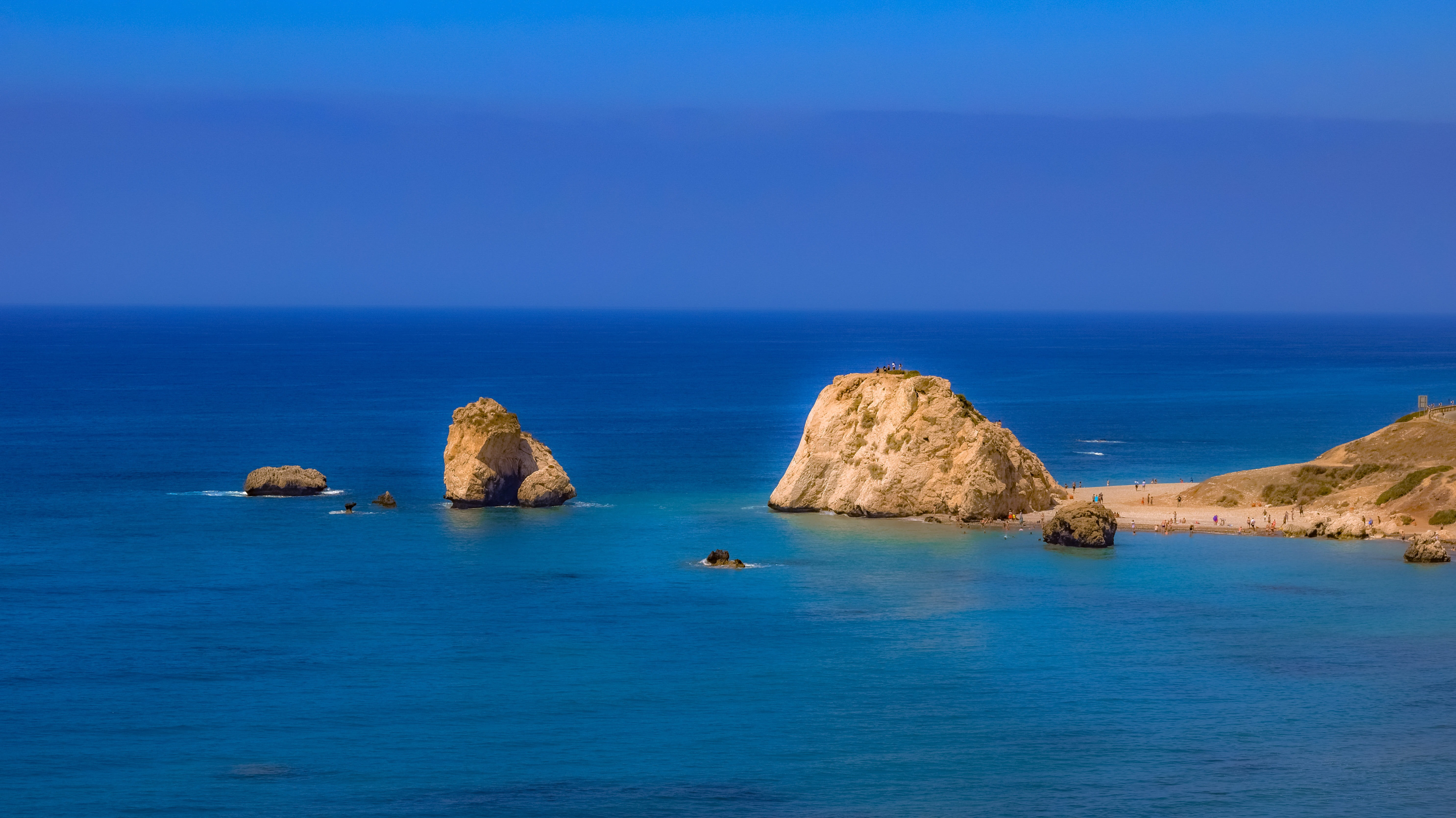 blue, scenery, clear sky, shore, tranquility, 5K, water, nature, horizon over water, no people, coast, coastal, landmark, cyprus, sky, rock - object, aphrodites rock, HD Wallpaper