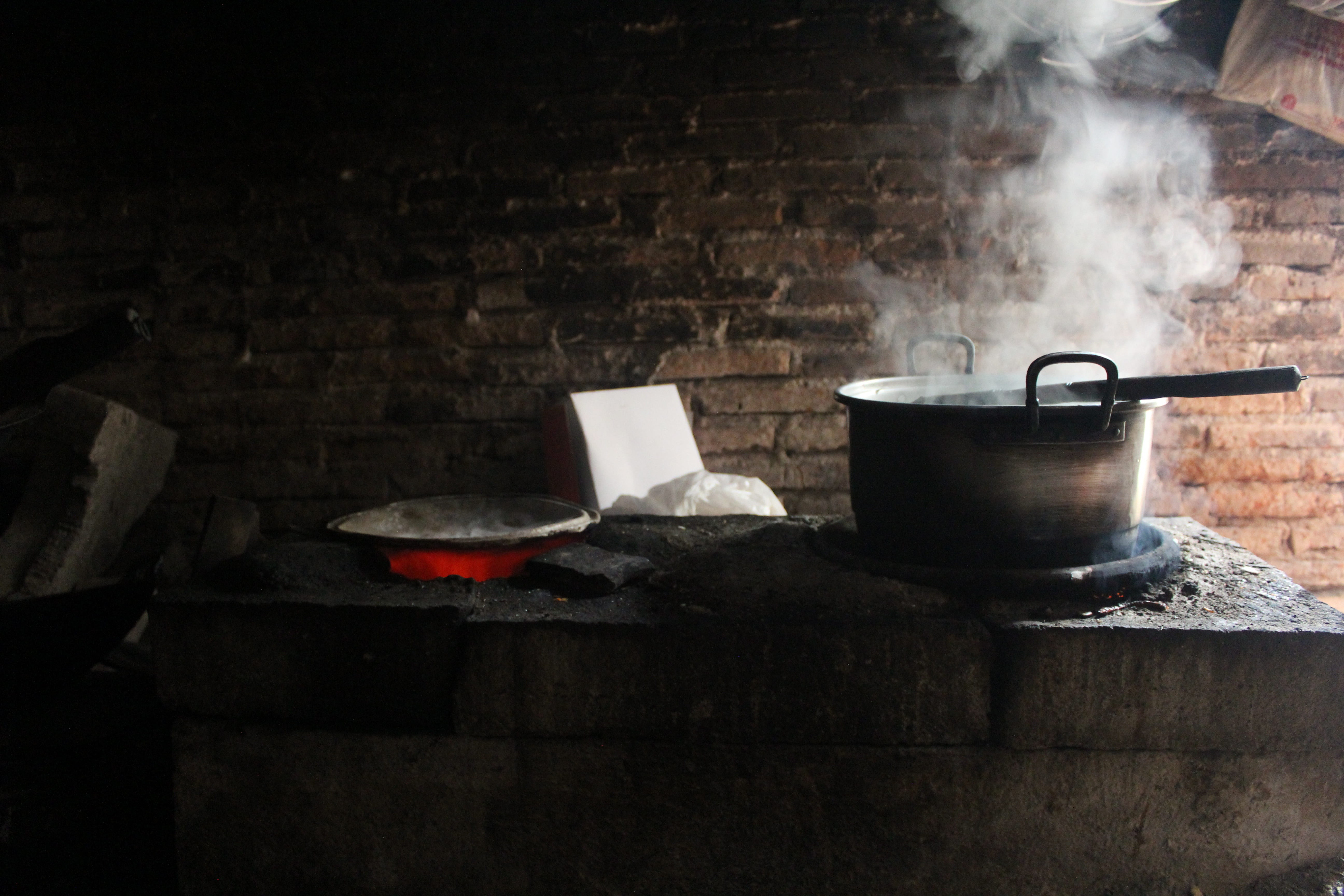 brick, day, saucepan, heat - Temperature, fire - Natural Phenomenon, Unique, smoke - physical structure, stove, food And Drink, appliance, wall, steam, HD Wallpaper