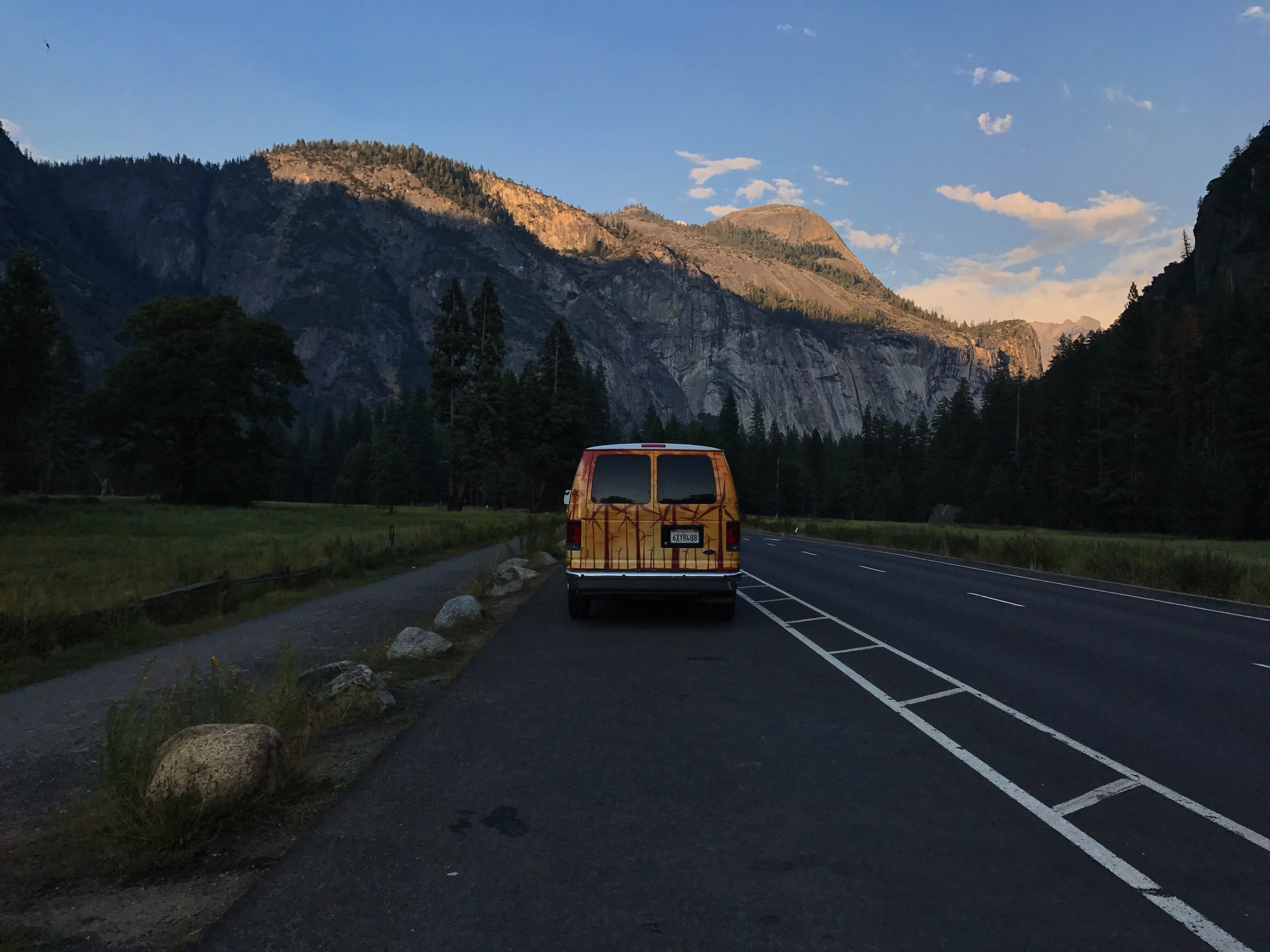 mountain, 4K, mountains, travel, mini van, transportation, mountain range, no people, symbol, yosemite national park, road, united states, scenics - nature, HD Wallpaper