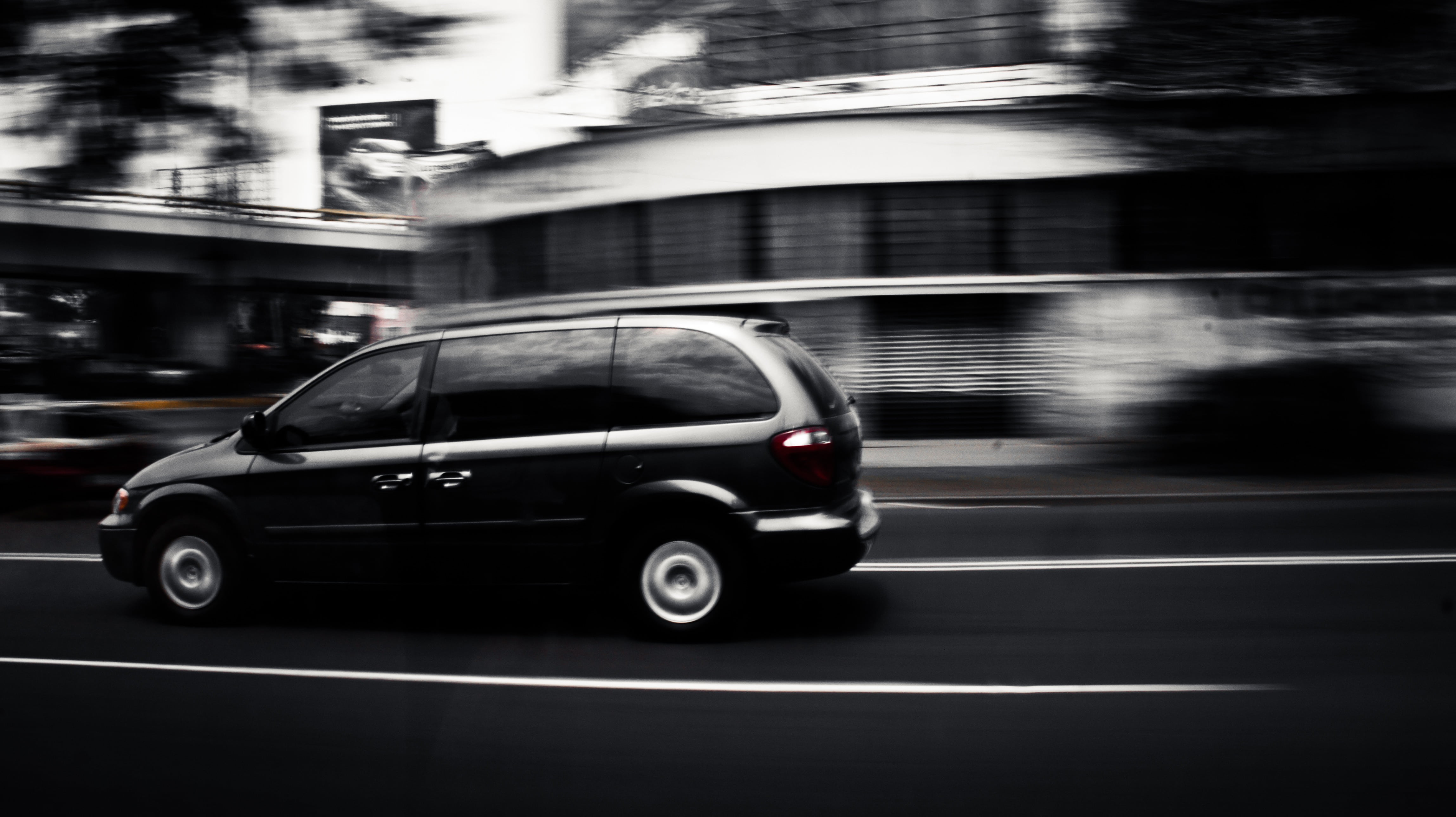 auto, van, building exterior, truck, architecture, 4K, land Vehicle, highway, city Life, motion, mode of transportation, mini, travel, car, traffic, urban Scene, HD Wallpaper