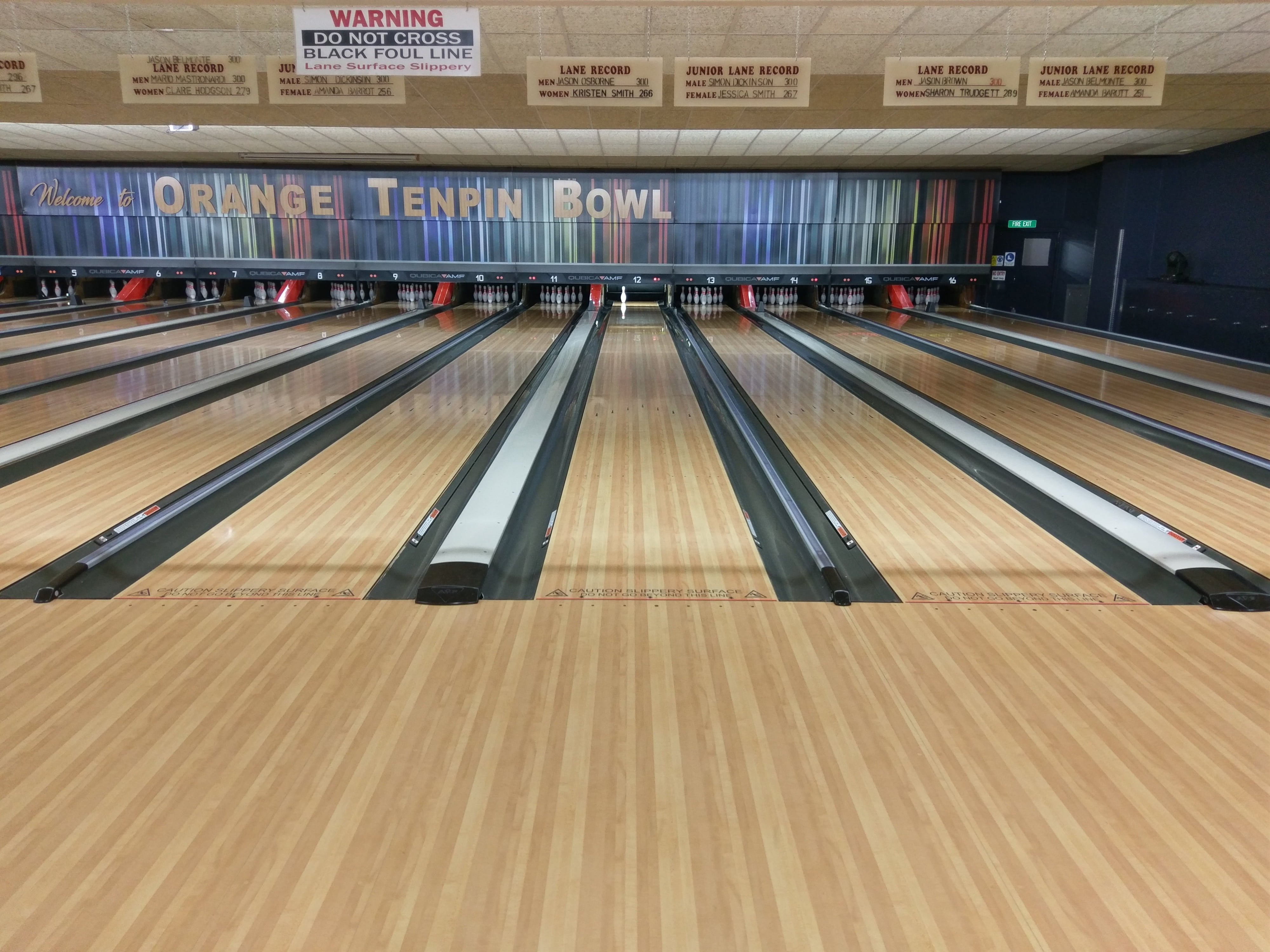 indoors, text, motion, no people, mode of transportation, bowling alley, 4K, seat, transportation, built structure, travel, hardwood, bowling, public transportation, HD Wallpaper