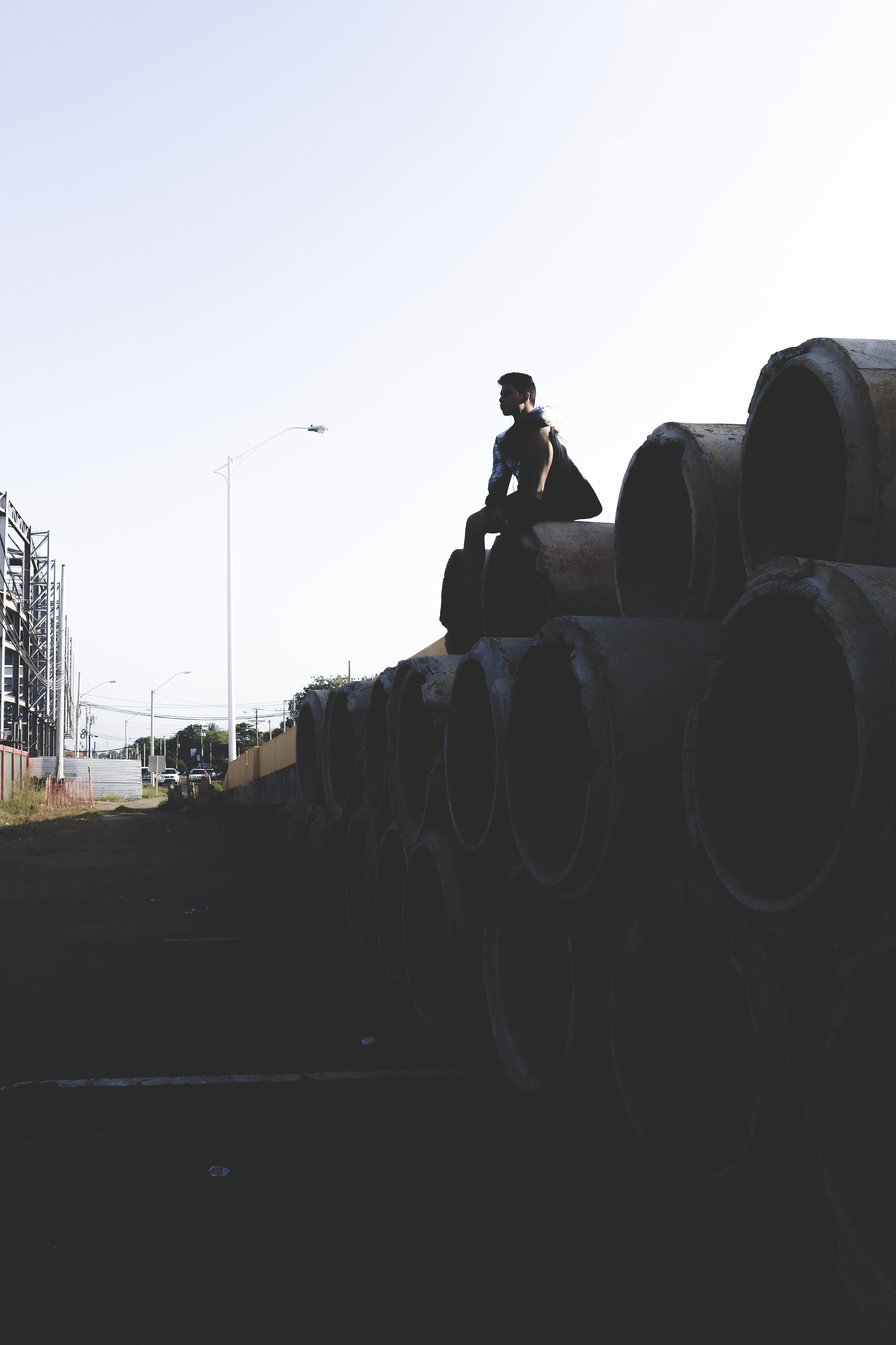 industry, sky, standing, street, protection, nature, day, lifestyle, real people, estadio kenny serracín, david, architecture, clear sky, urban, 5K, minimal, Phone HD Wallpaper