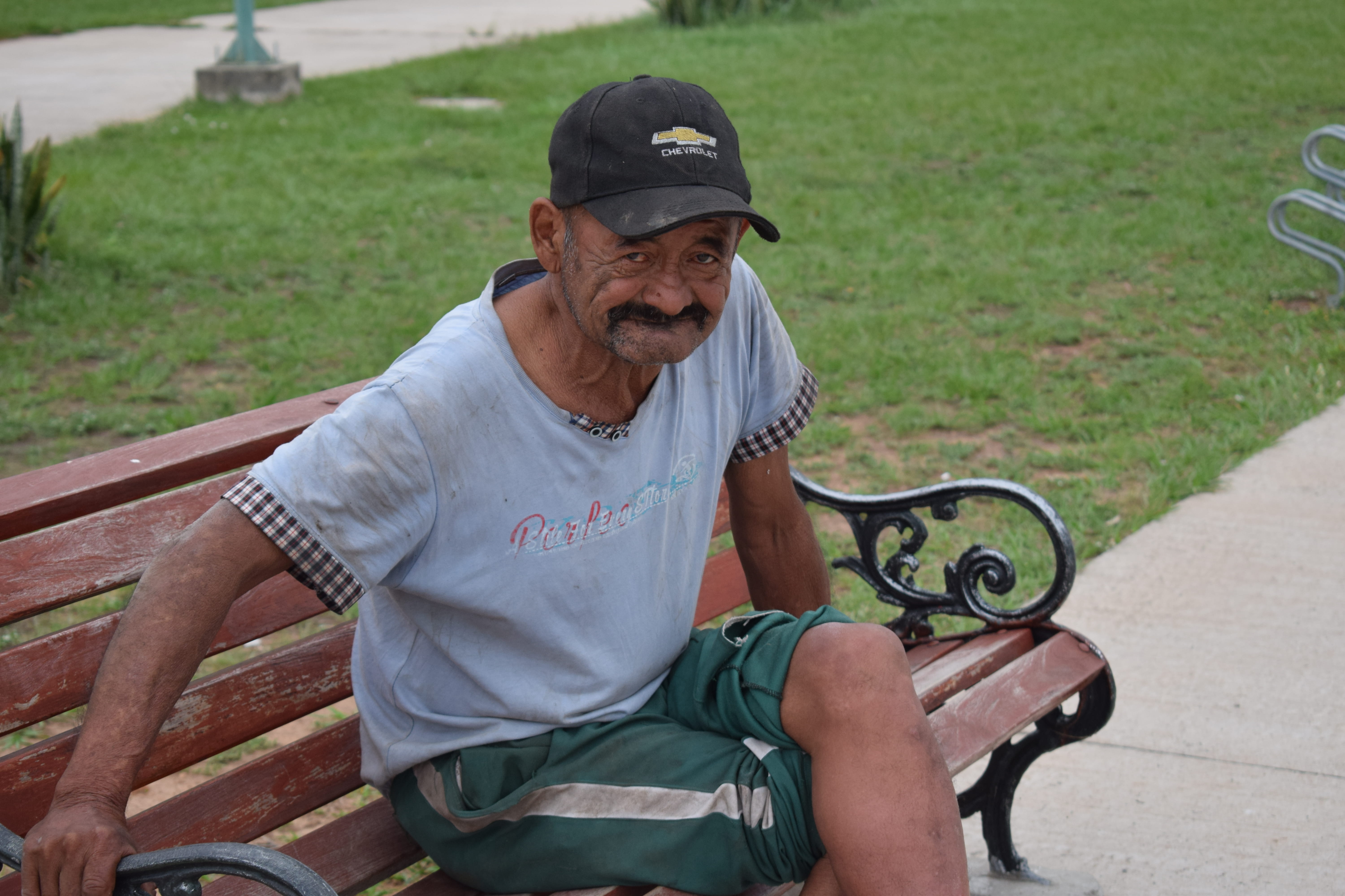 one person, front view, senior men, sitting, seat, men, asunción, looking at camera, avenida costanera josé asunción flores, real people, transportation, HD Wallpaper