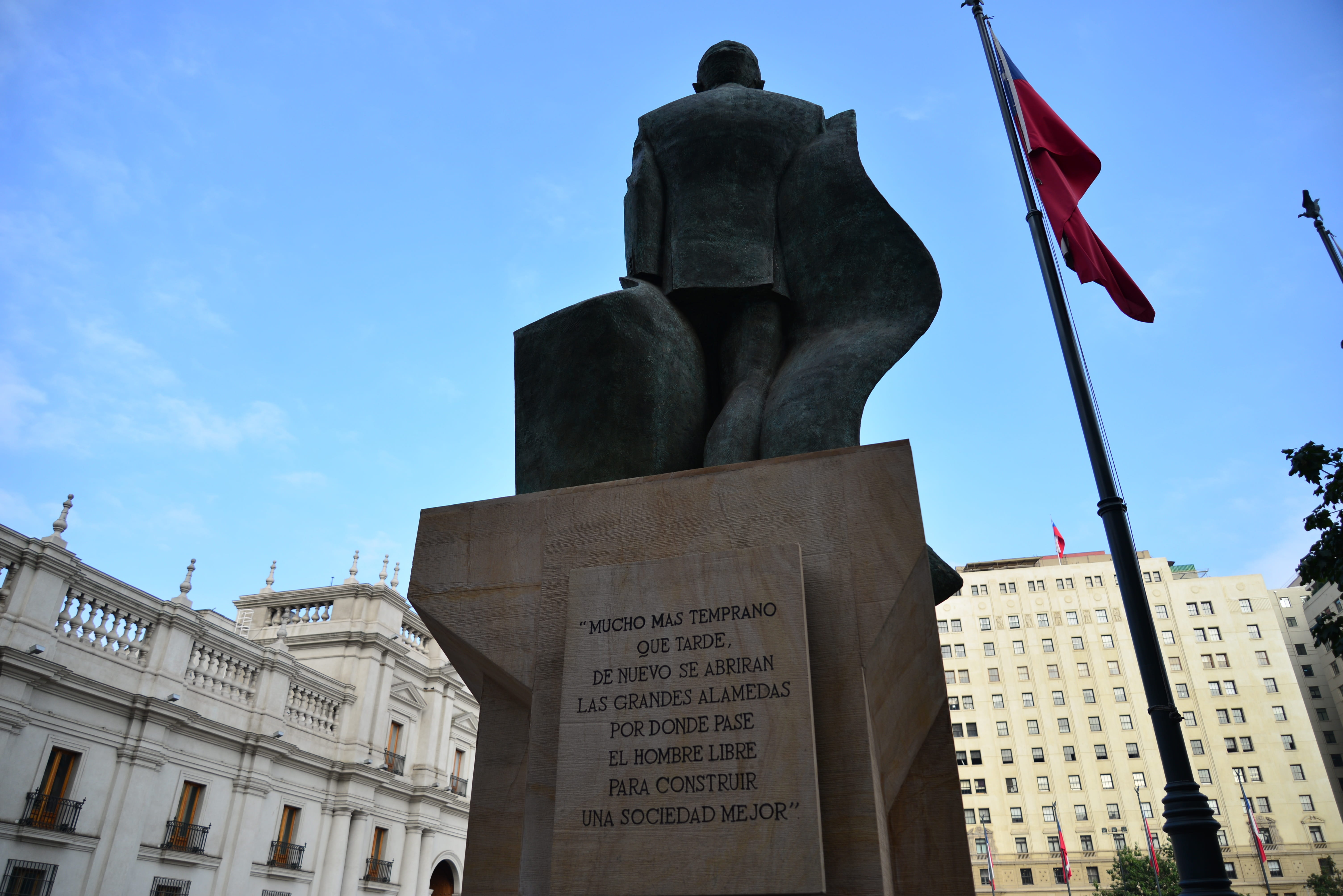 representation, architecture, chile, Last Words, government, blue, no people, monument, 5K, the past, flag, sky, memorial, sculpture, Salvador Allende, HD Wallpaper