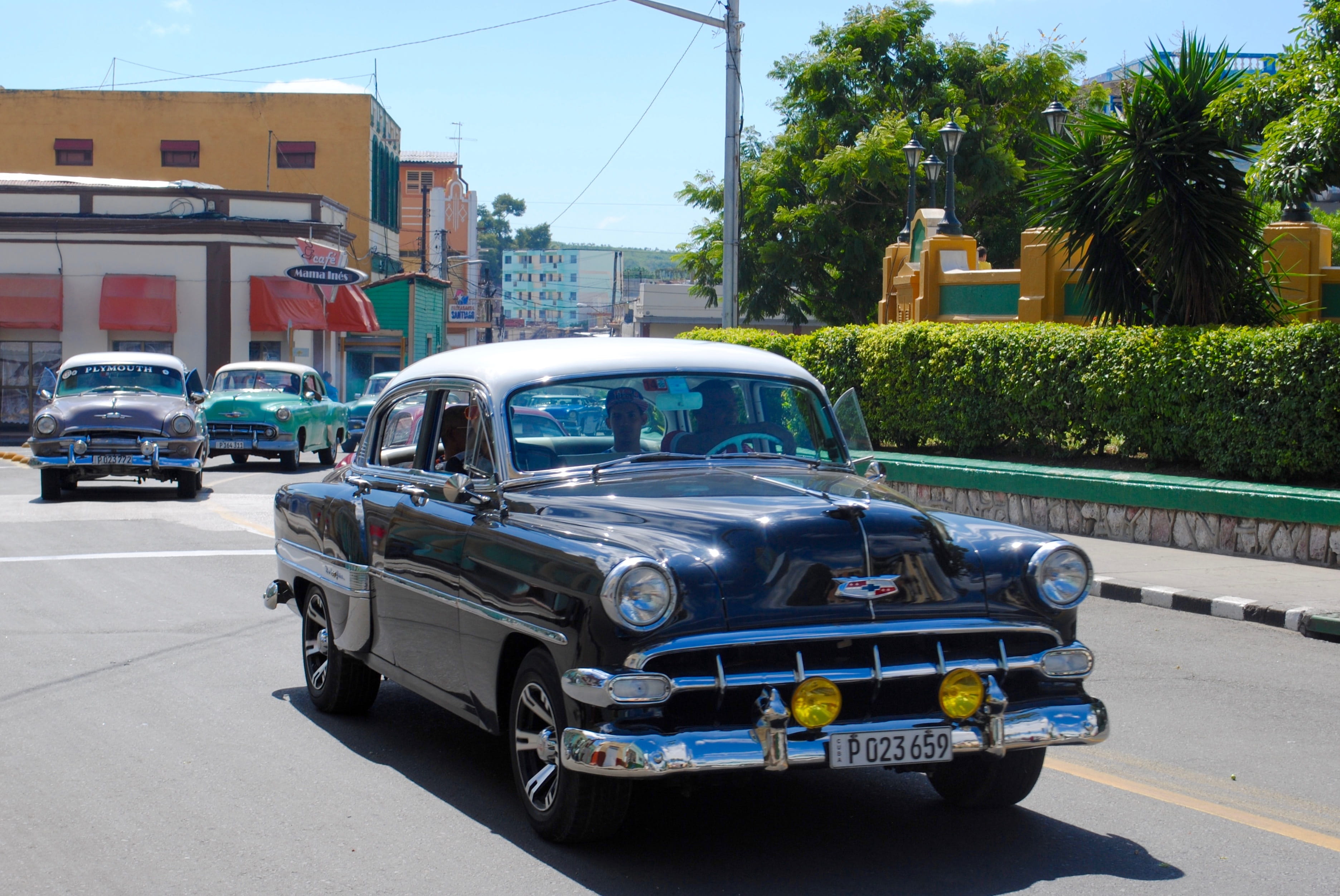 retro styled, car, mode of transportation, road, classic, vintage, old, day, retro, vehicle, nostalgia, santiago de cuba, auto, nature, 2K, two-tone, vintage car, HD Wallpaper