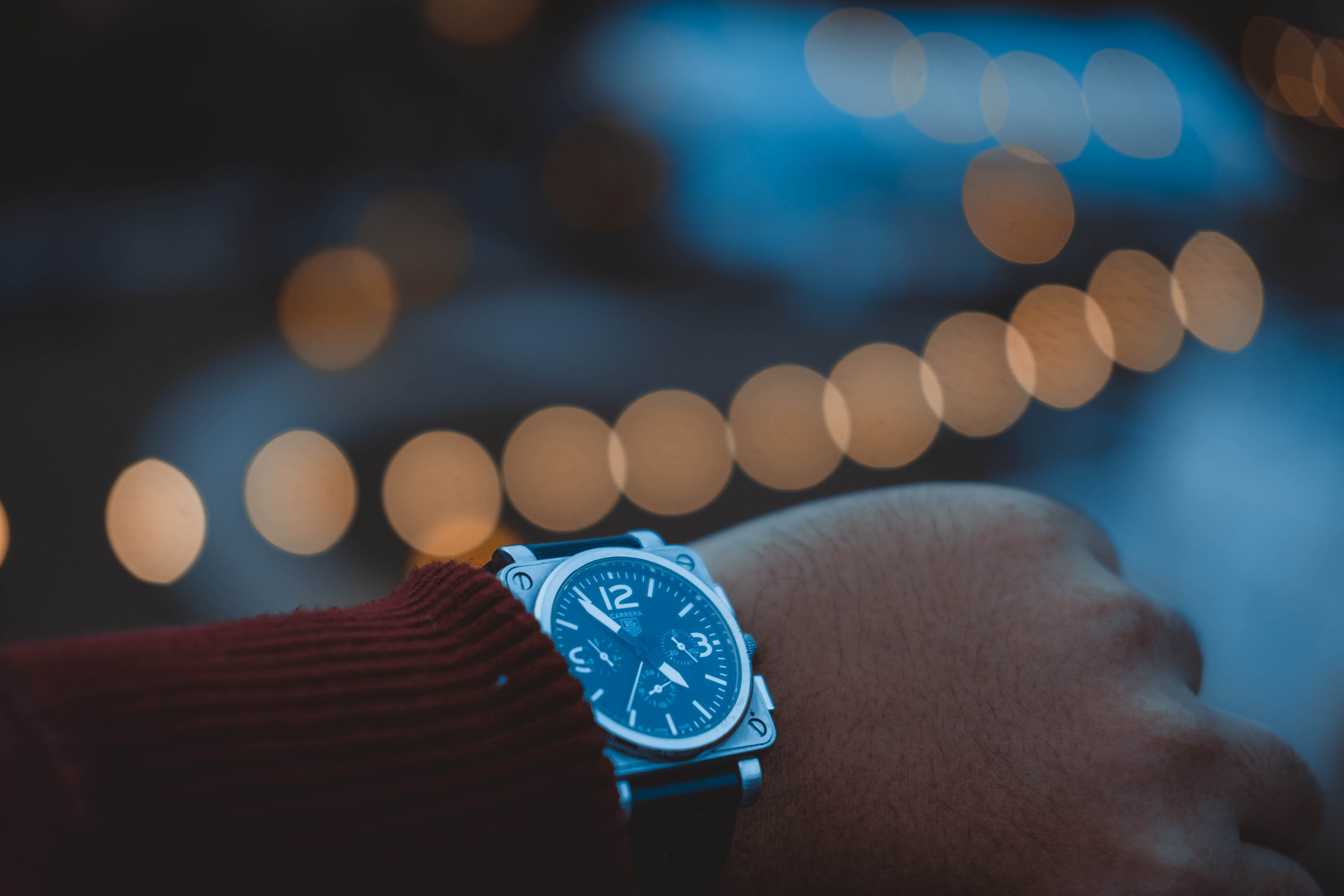 technology, holding, human hand, lifestyles, night, bokeh, selective focus, human finger, photography, wearing, illuminated, hand, silver, men, jumper, HD Wallpaper