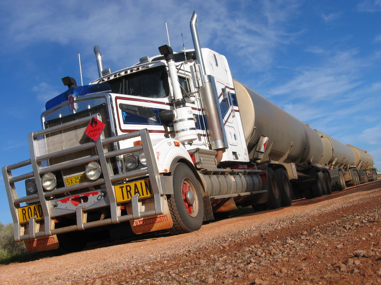 Kenworth, Trucks, Road Train, 720P, HD Wallpaper
