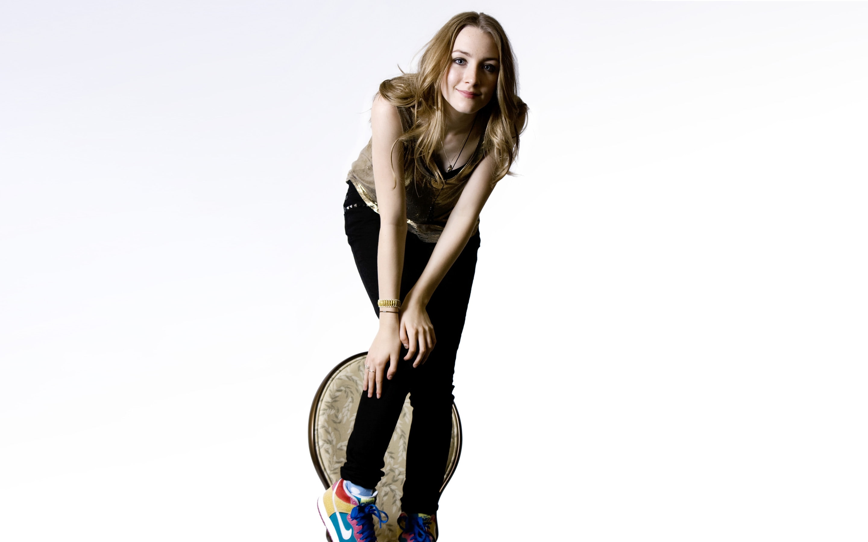 2K, babe, saoirse, girl, woman, Saoirse Ronan, ronan, feet, actress, HD Wallpaper
