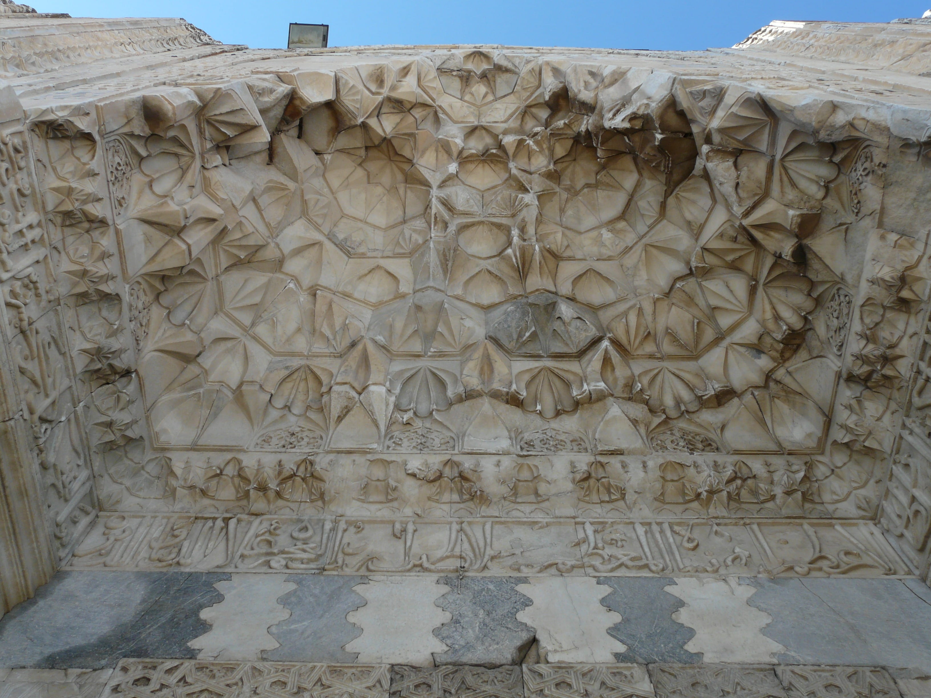 history, architecture, seldschukisch, accommodation, craft, sultanhan caravansary, building exterior, floral pattern, sultanhanı, caravans, sky, portal, HD Wallpaper