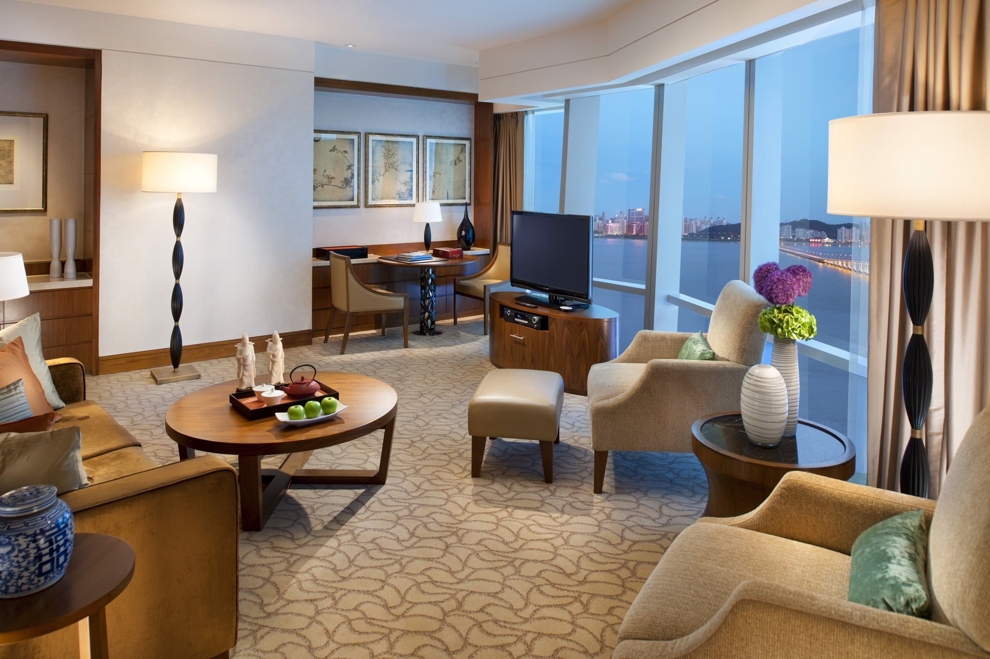 living Room, elegance, coffee table, furniture, chairs, decoration, pillow, tea, luxury, sofa, round, room, electric Lamp, residential District, domestic Room, HD Wallpaper