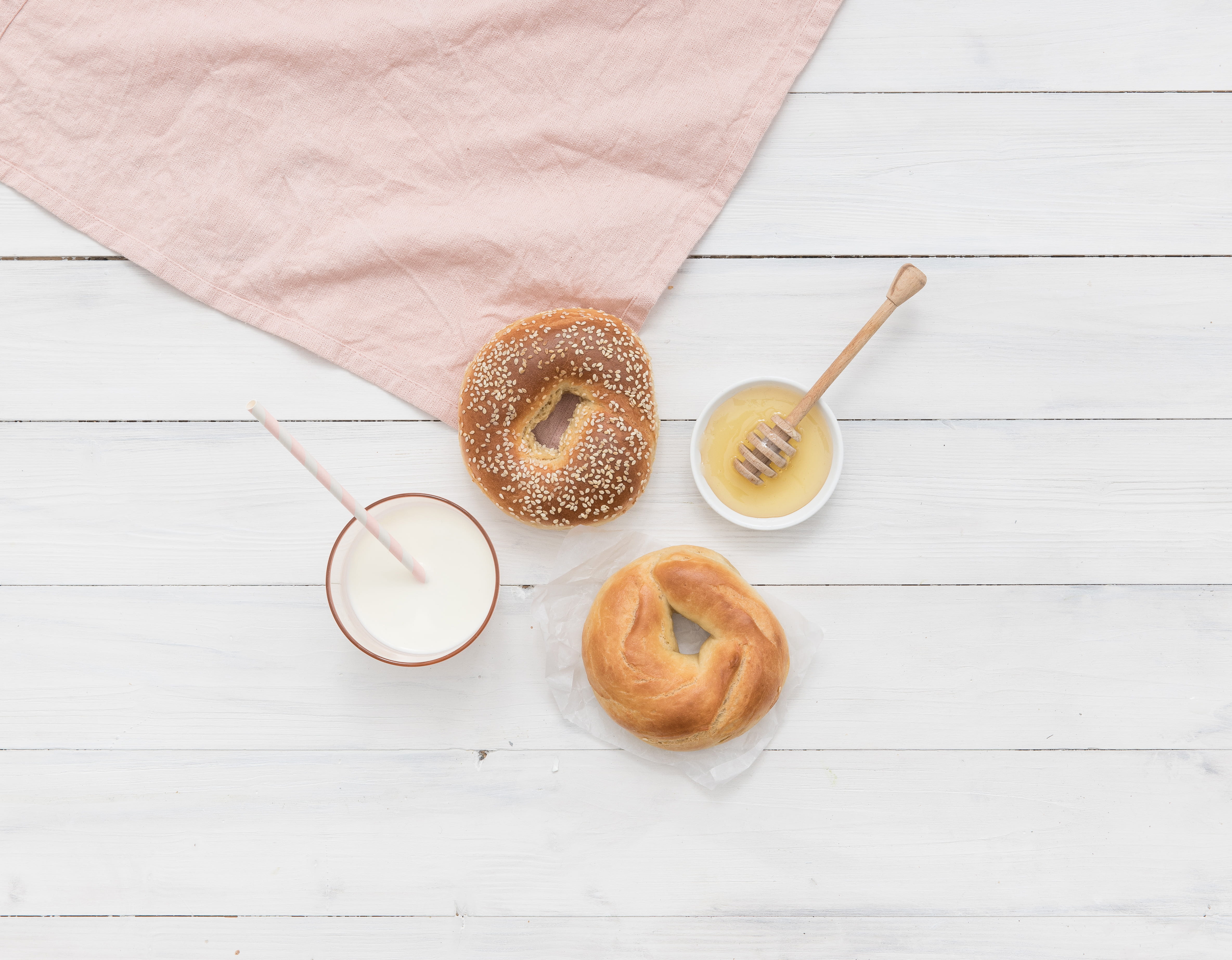 bread, doughnuts, snack, food, breakfast, bowl, 4K, refreshment, mats, unhealthy Eating, baked, gourmet, two, pastry, brown, pretzel, minimal, sweet Food, HD Wallpaper
