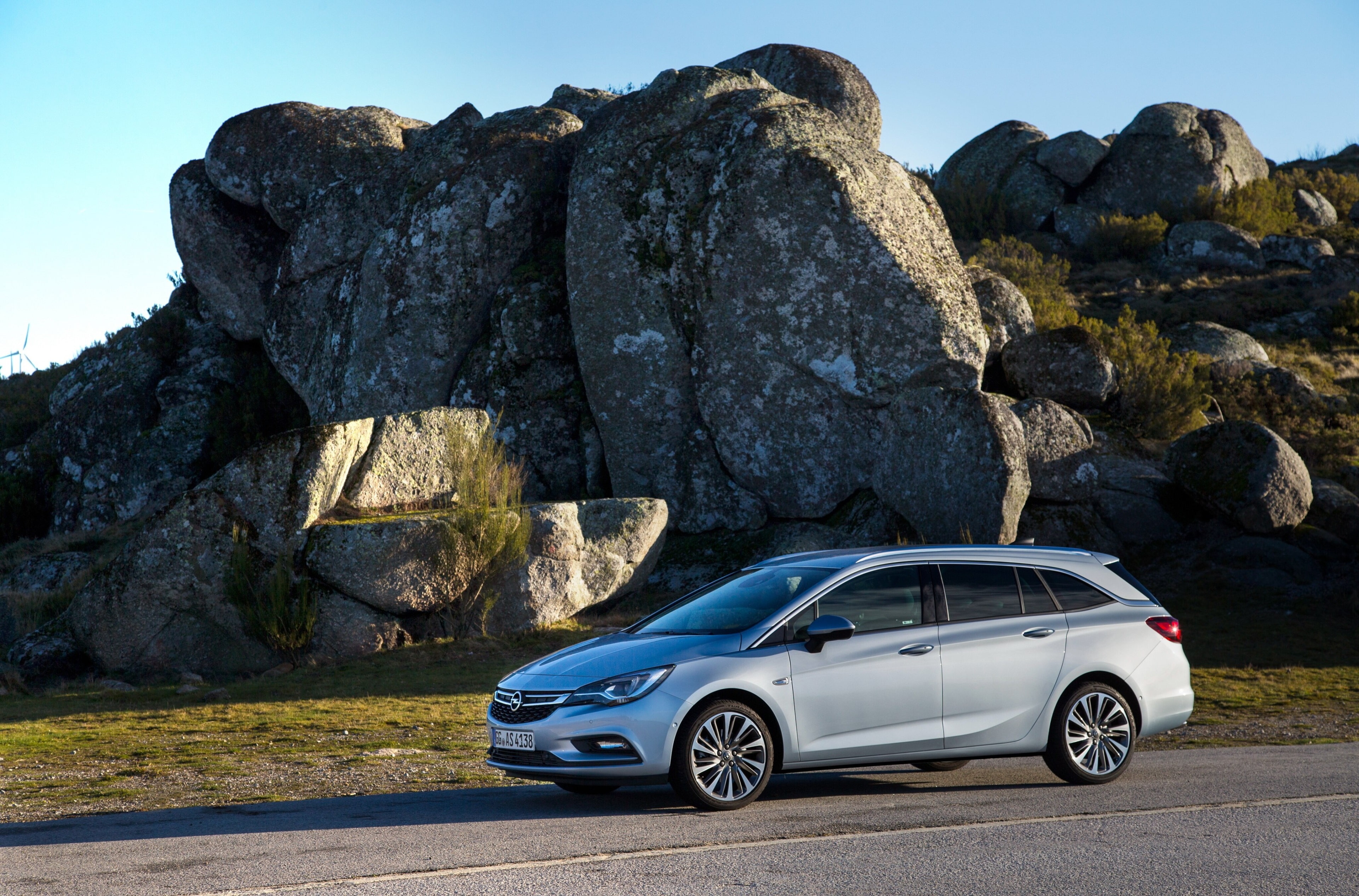 4K, opel astra sports tourer biturbo 4k themed  for desktops, HD Wallpaper