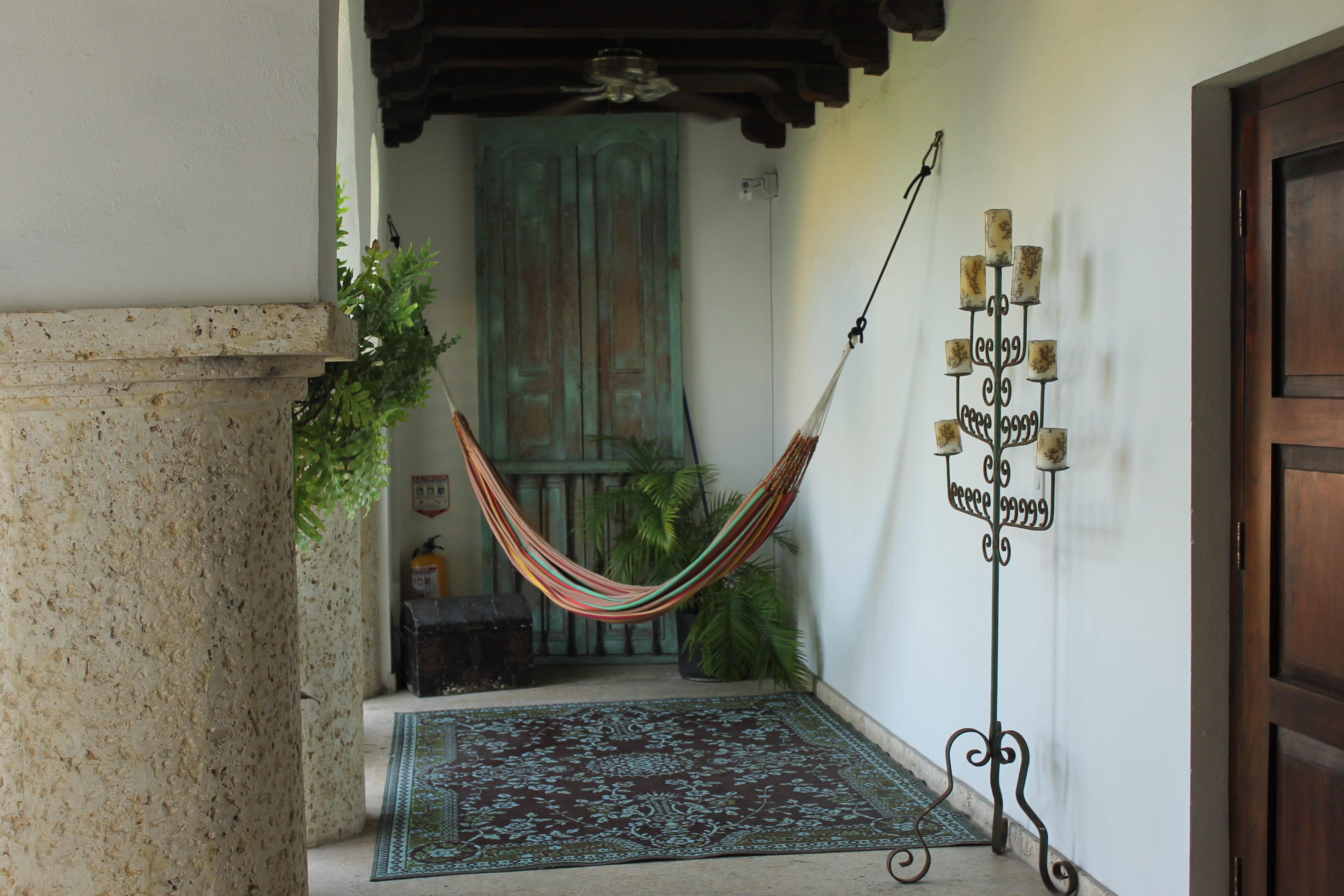 colombia, architecture, wood - material, Colombia, day, architectural column, railing, luxury, plant, window, building, hamac, built structure, Historic, HD Wallpaper