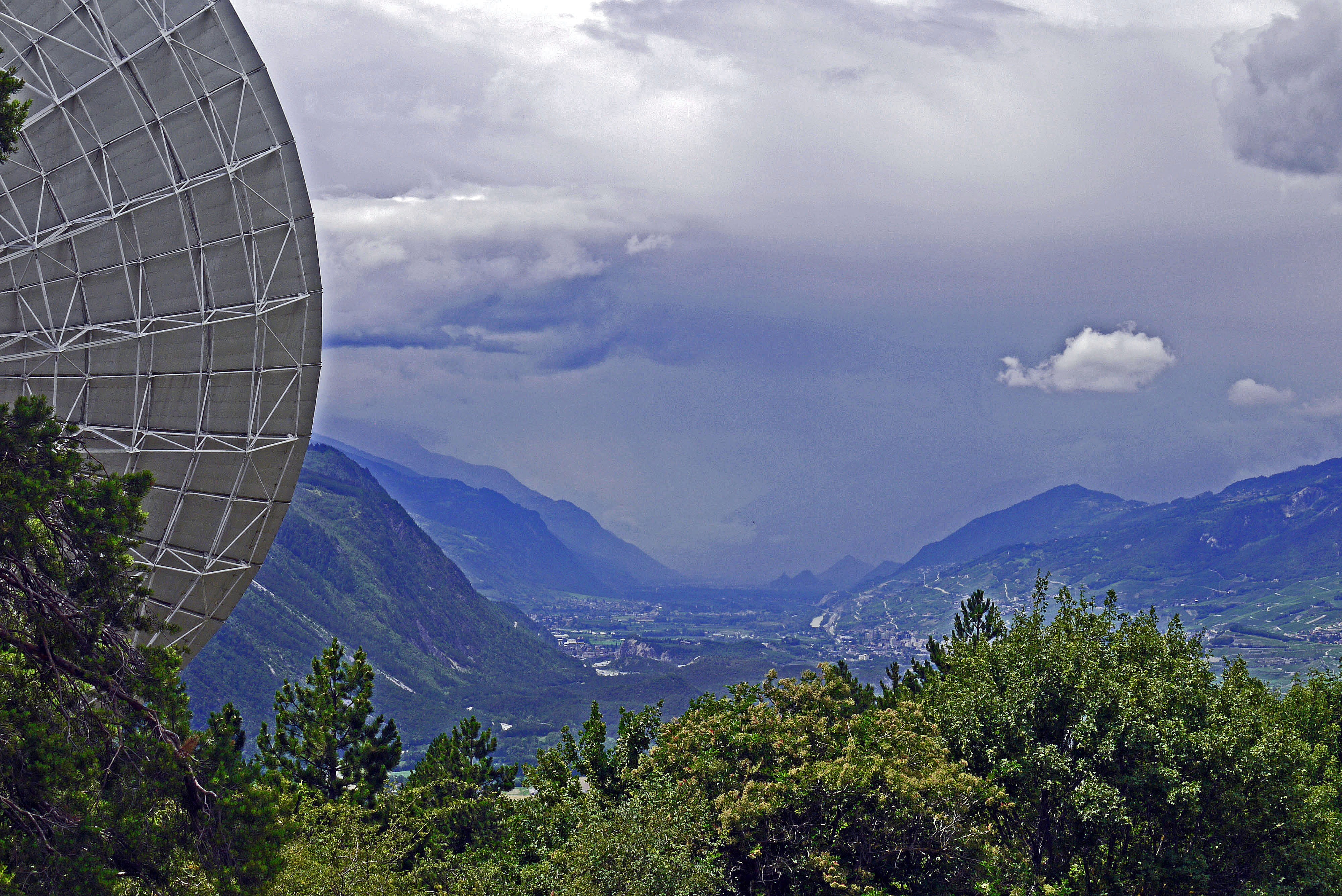 4K, satellite dish, travel destinations, sky, day, architecture, beauty in nature, nature, space, switzerland, regenwand, outdoors, land, scenics - nature, HD Wallpaper
