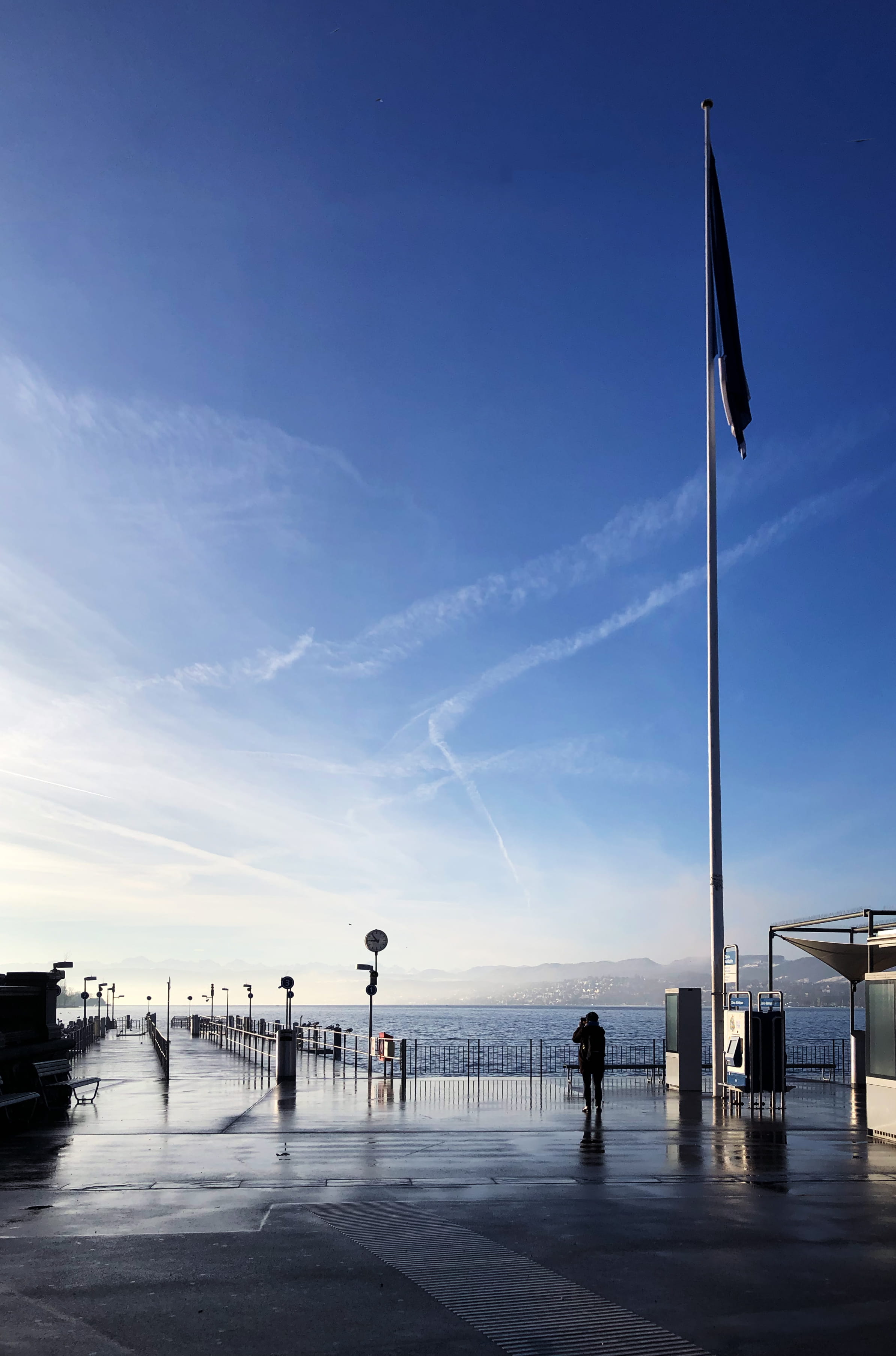 pole, blue, street light, lighting equipment, lake, office building, zurich, leisure activity, flag, bridge, cloud - sky, architecture, sky, street, person, Phone HD Wallpaper