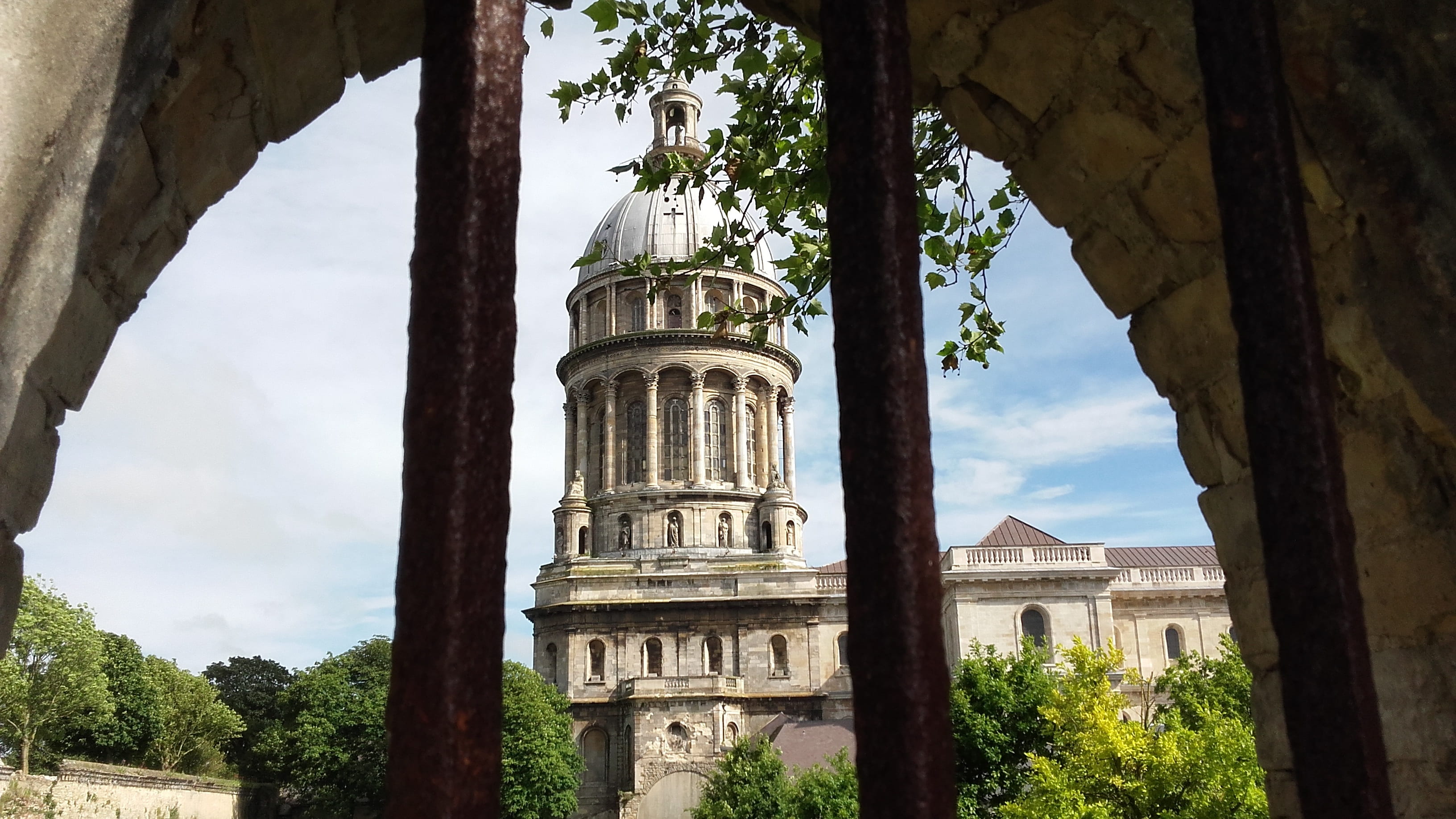 built structure, boulogne-sur-mer, plant, colonnade, outdoors, france, belief, building exterior, building, spirituality, tree, no people, the past, history, HD Wallpaper