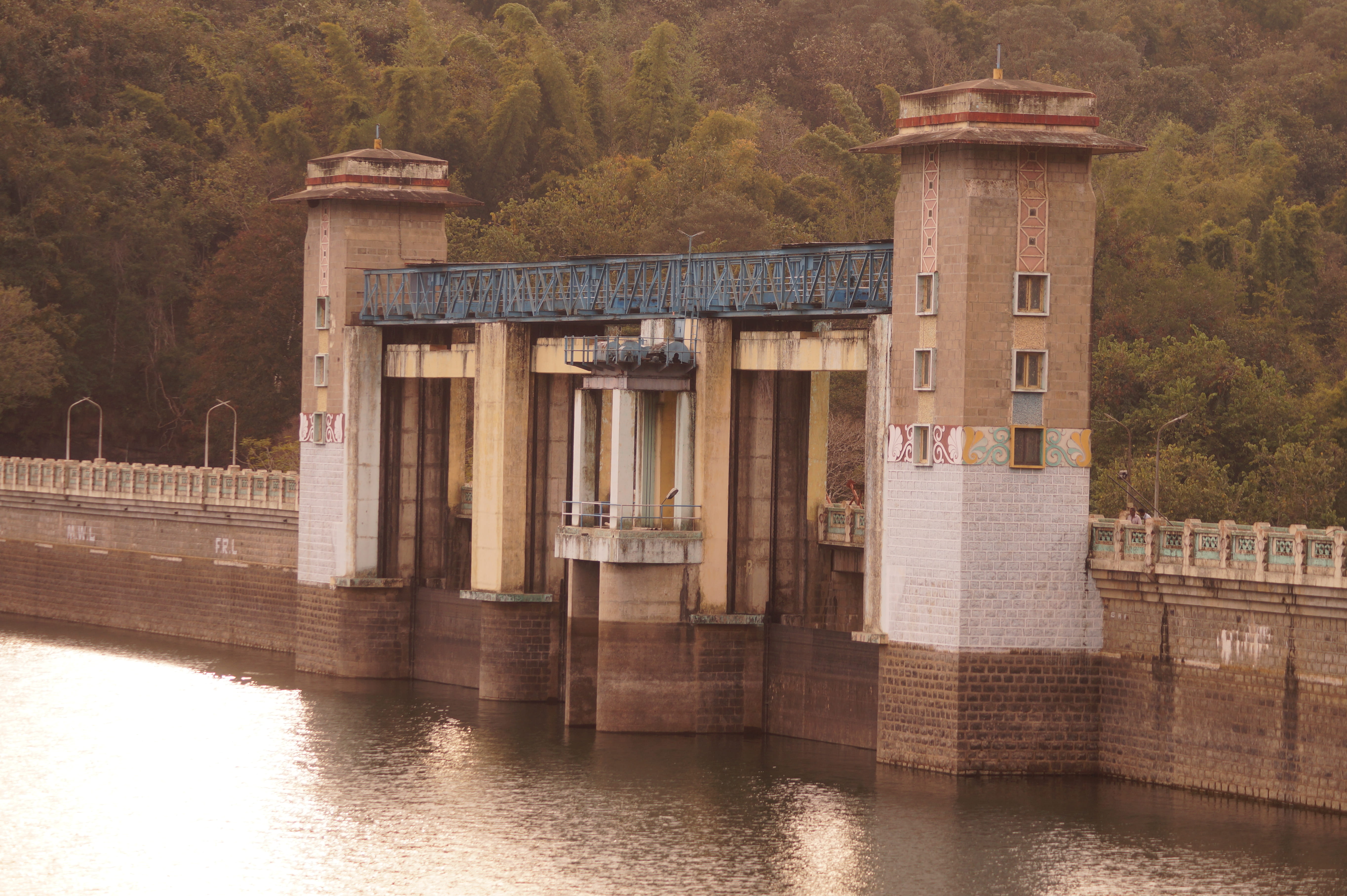 water, sturgeon, building, archaeology, river, eruption, 5K, architecture, bunker, promontory, dam, reservoir, bridge, animal, building exterior, plant, HD Wallpaper