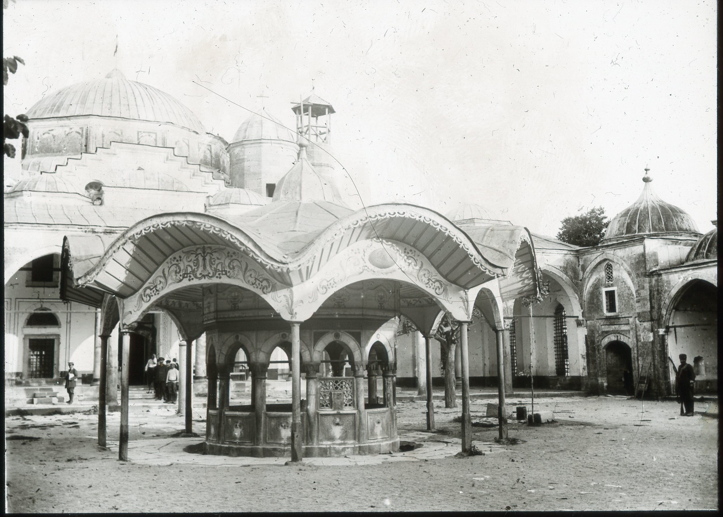 arch, spirituality, Lüleburgaz, the past, religion, courtyard, mosque, Sokollu Camii, nature, incidental people, building, sky, city, Turkey, old photos, HD Wallpaper