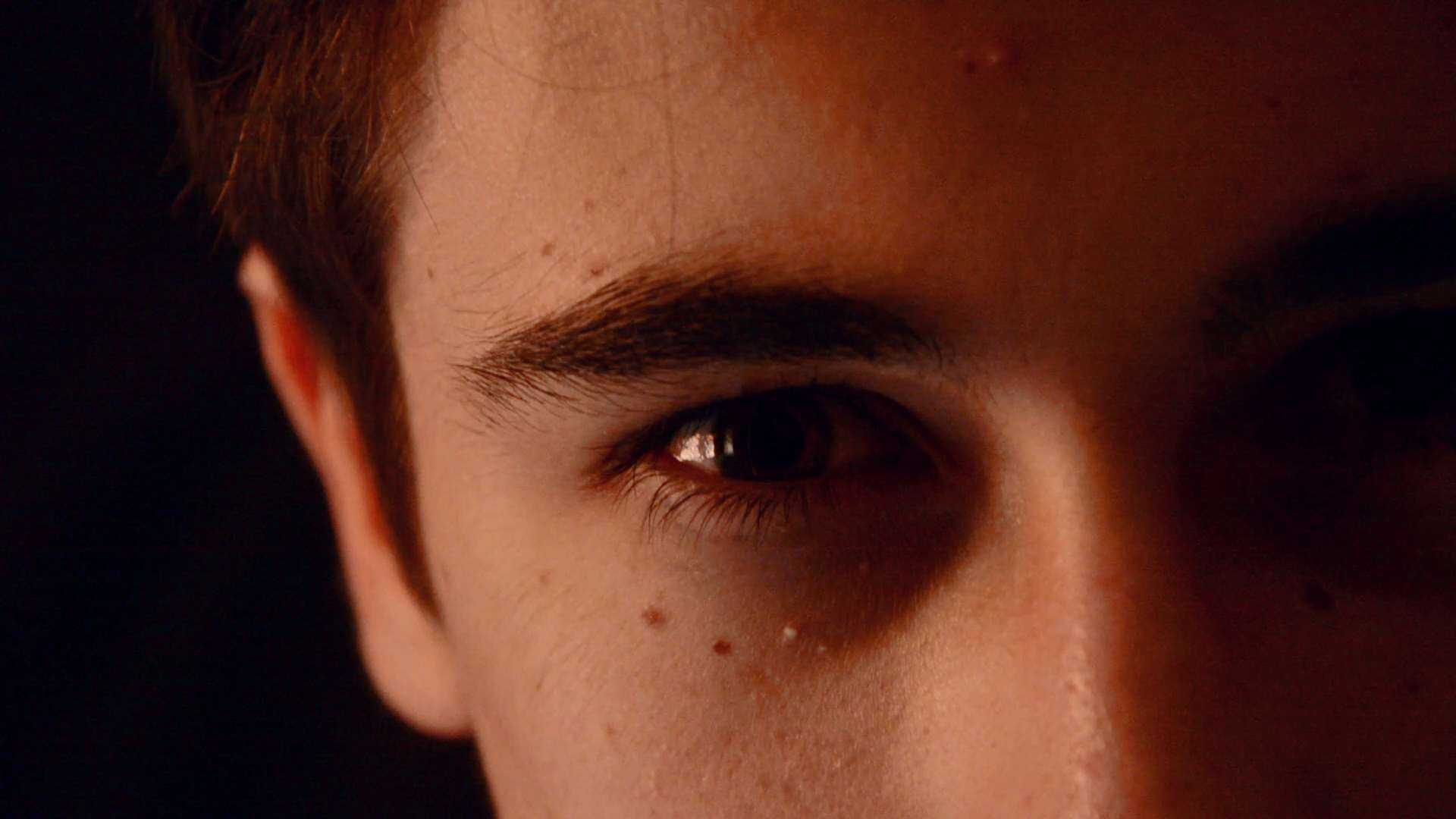 terror, adult, human face, movie, studio shot, boy, contemplation, human eye, men, body part, close-up, child, 1080P, depression - sadness, teenager, eyebrow, HD Wallpaper
