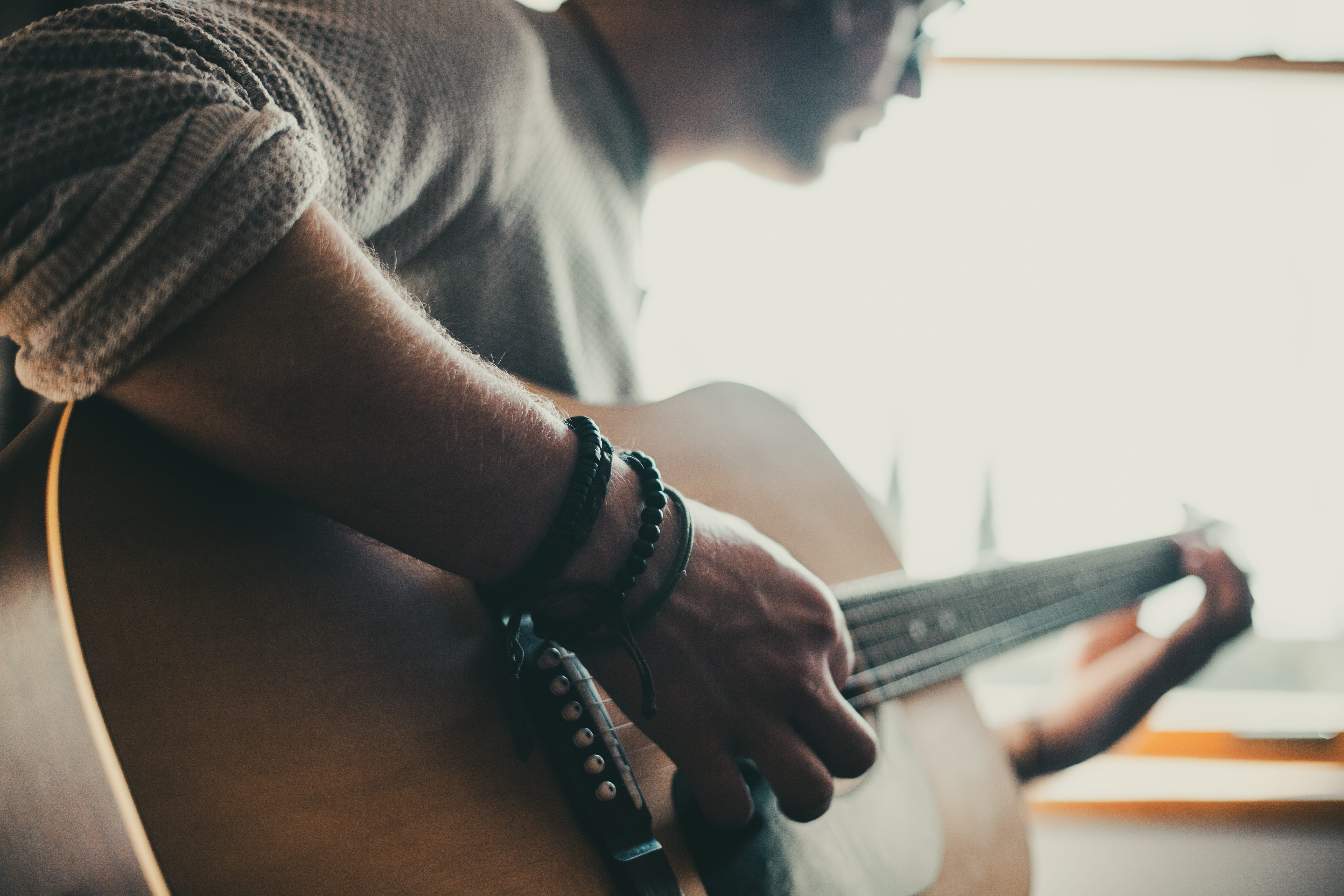 room, concentration, creativity, adult, picking, string, 5K, men, working, musician, musical instrument, bokeh, guitarist, guitar, person, view, hand, HD Wallpaper