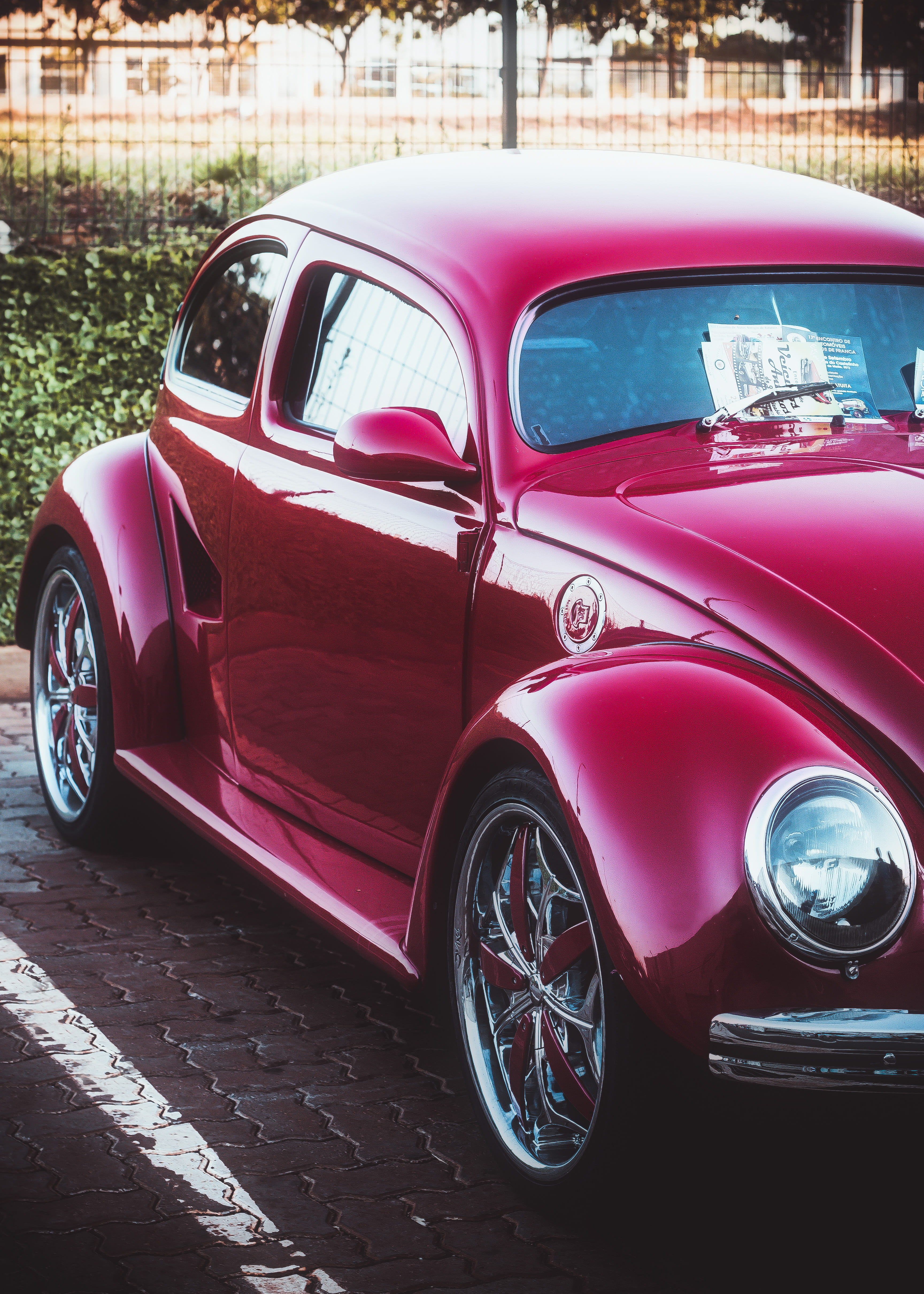 parking, transportation, motor vehicle, beetle, luxury, detail, mode of transportation, authorial, old, blue, street, ribeirão preto, retro styled, road, Phone HD Wallpaper
