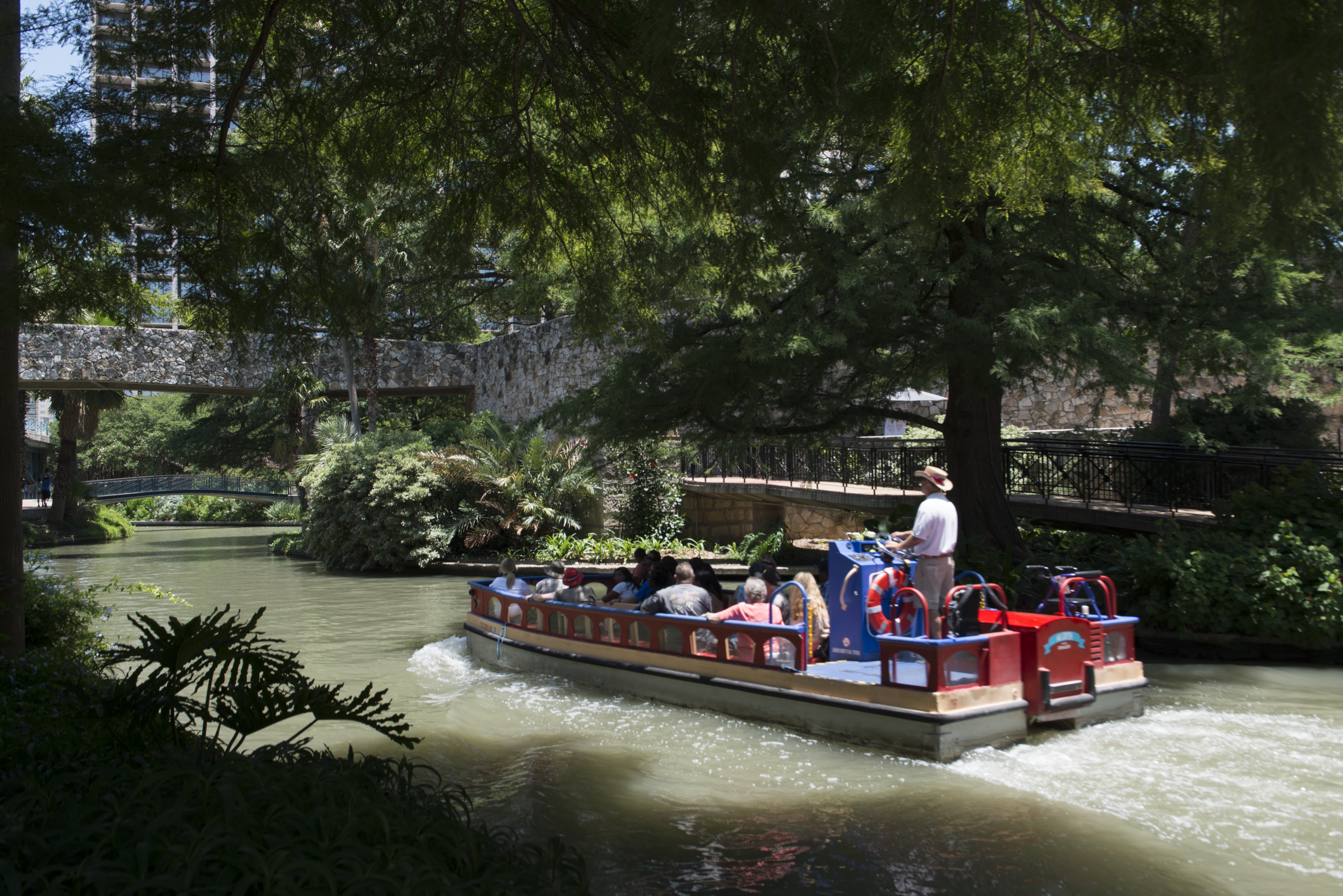 travel, landmark, group of people, plant, riverwalk, usa, tree, san antonio, leisure activity, men, tourists, adult, people, day, river, growth, texas, HD Wallpaper