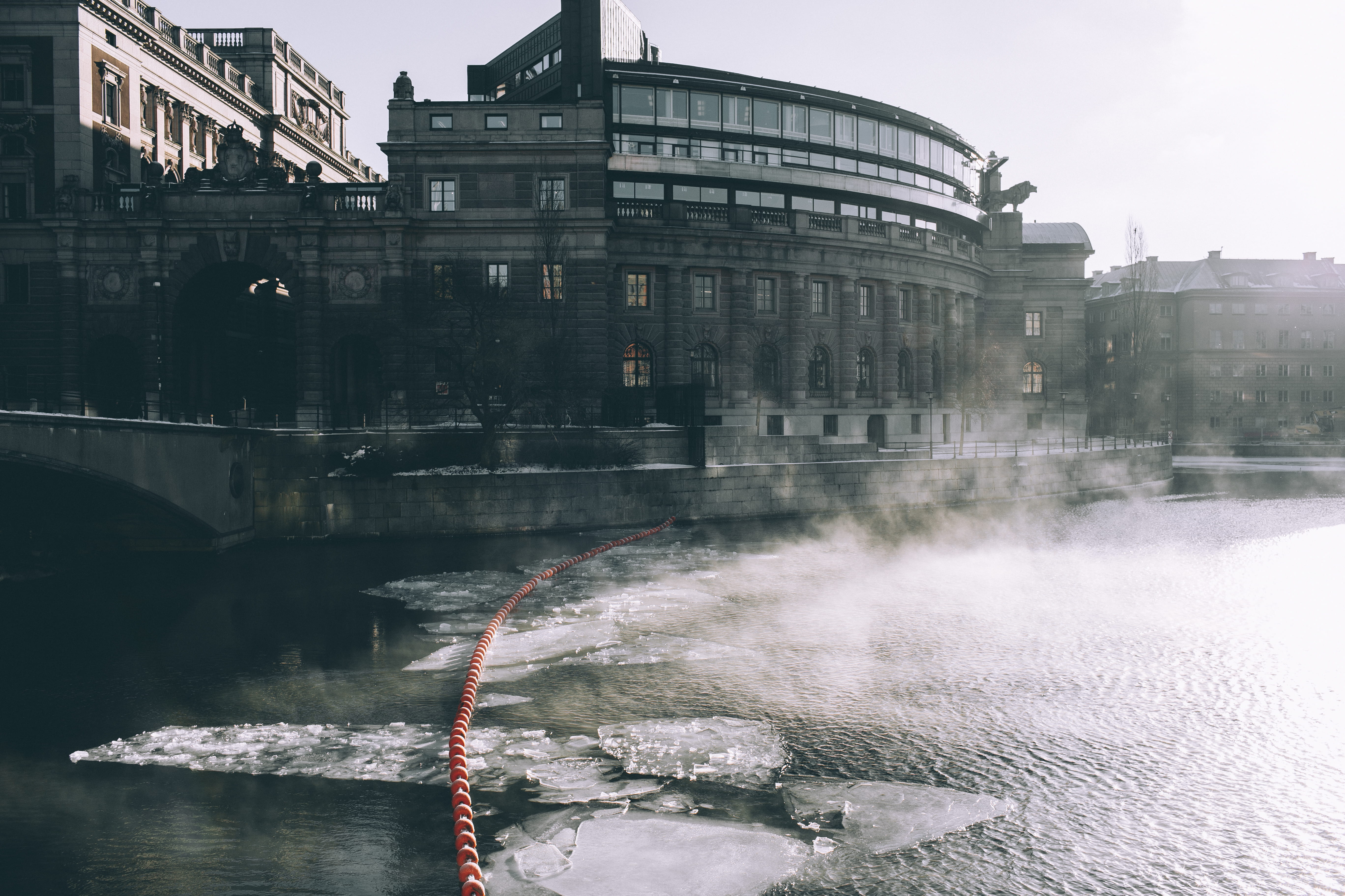 building exterior, tourism, zing, waterfront, winter, day, gray, architecture, city, bridge, outdoors, steam, travel, ice, built structure, transportation, HD Wallpaper