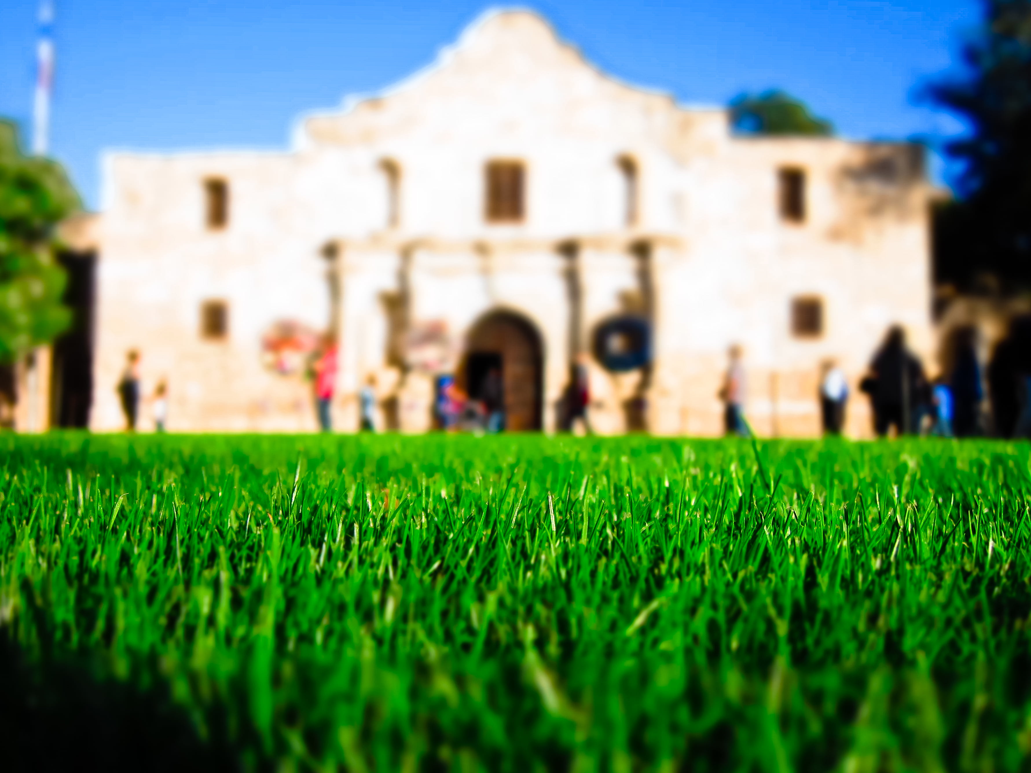 canon  powershot  s95, battle, field, grass, historic building, riverwalk, antonio, 2K, mission, Green grass, outdoors, san antonio  alamo, canon s95, HD Wallpaper