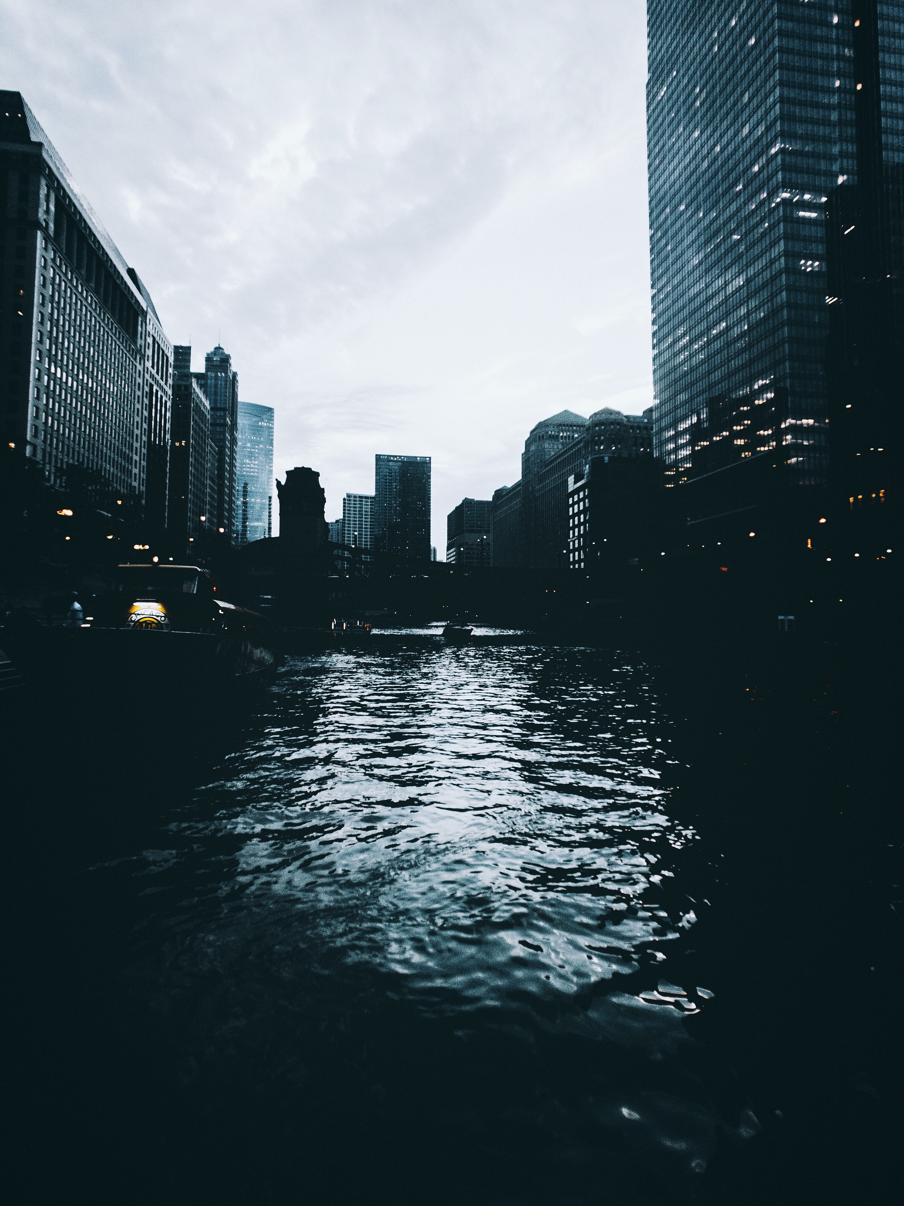 chicago riverwalk, river, tower, financial district, office, office building exterior, sky, nature, chicago, water, tall - high, no people, city life, building exterior, Phone HD Wallpaper