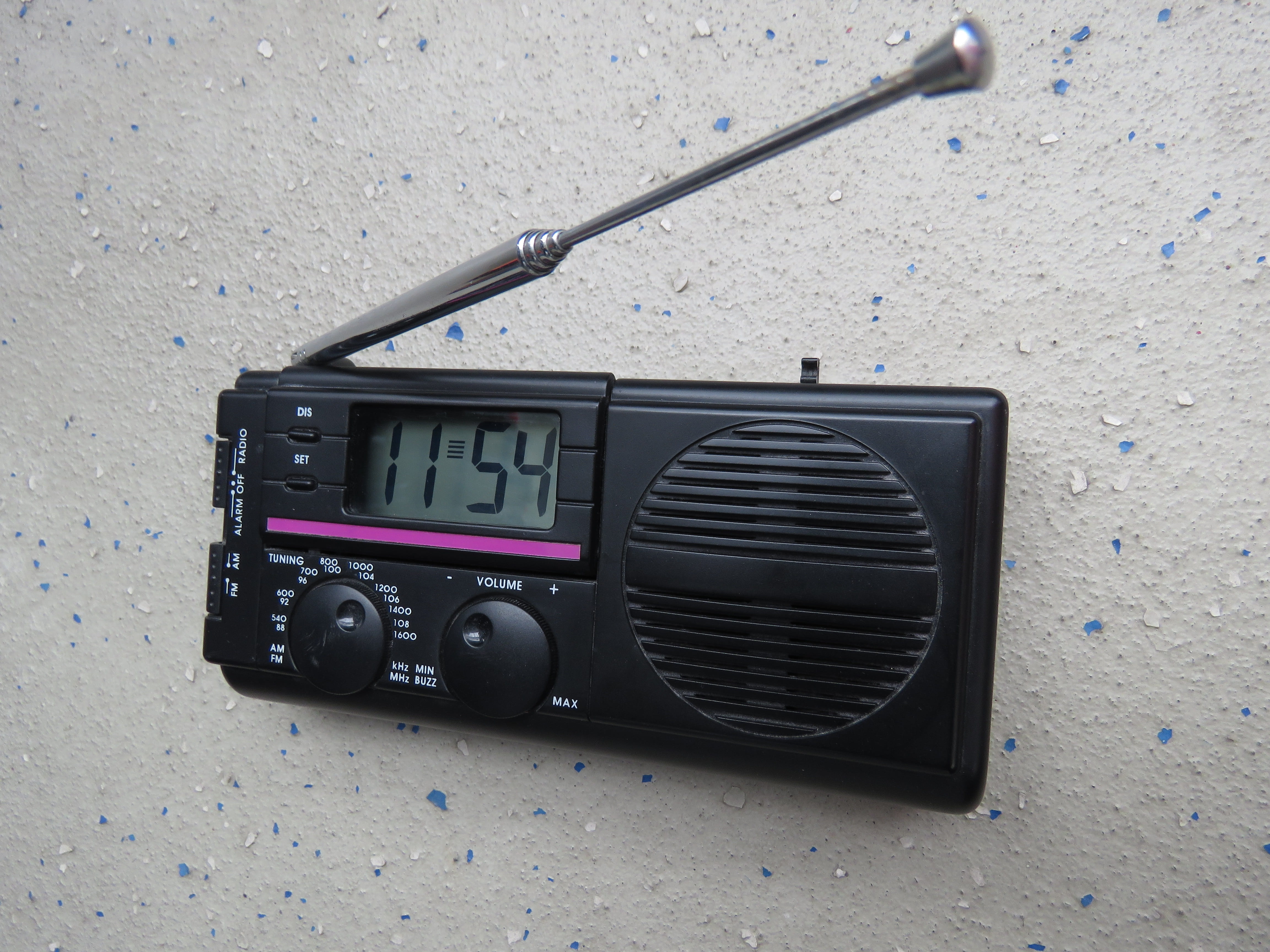 speakers, retro, radio, outdoors, device, scale, 4K, no people, most, street, retro styled, city, technology, land vehicle, day, music, set, single object, HD Wallpaper