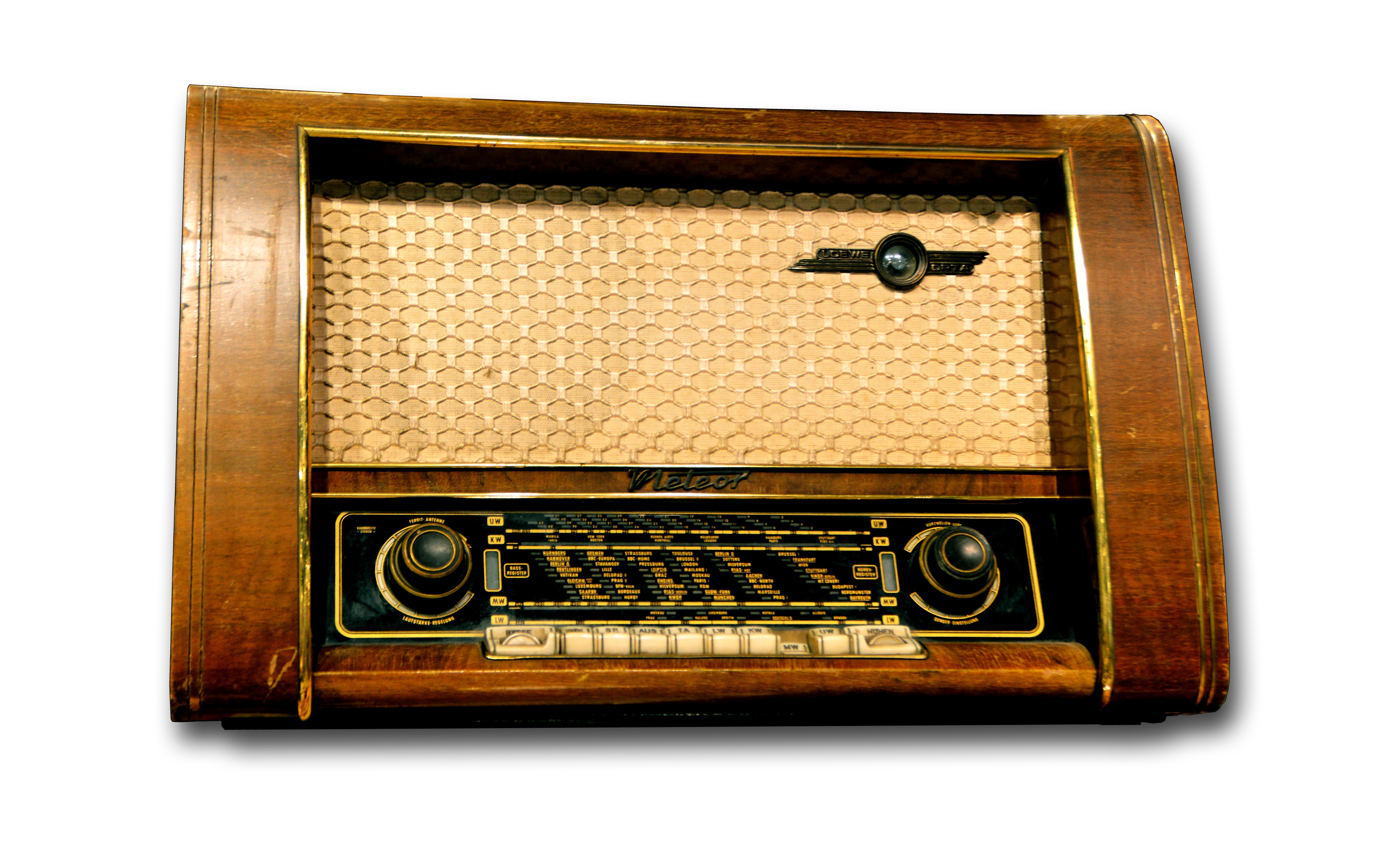 indoors, nostalgia, 50s, arts culture and entertainment, electrical equipment, analog, 5K, folk receiver, studio shot, obsolete, deco, single object, white background, HD Wallpaper