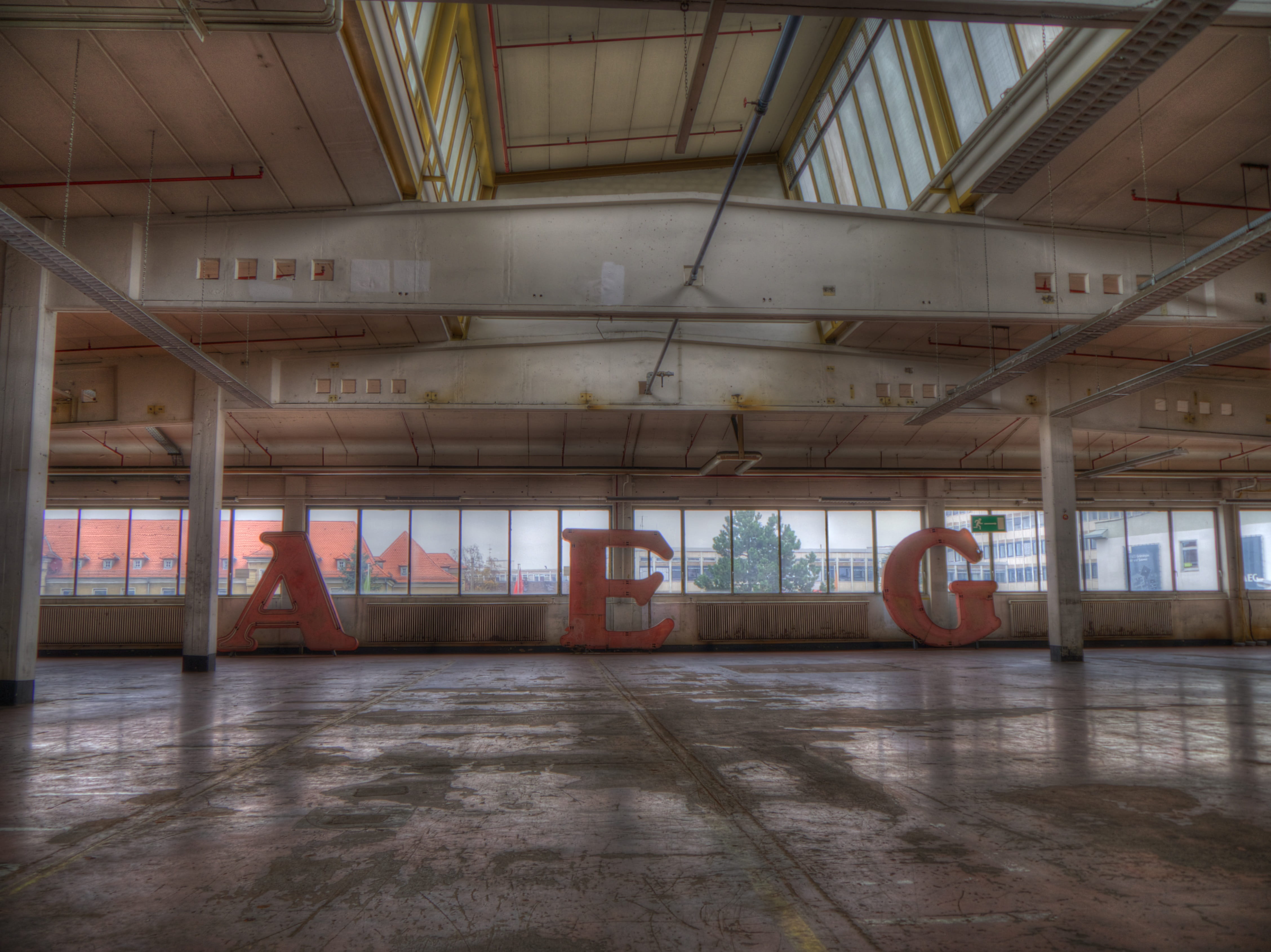 flooring, old, industrial park, aeg, architecture, wall - building feature, lighting, western script, lapsed, hall, nuremberg, communication, factory, number, HD Wallpaper