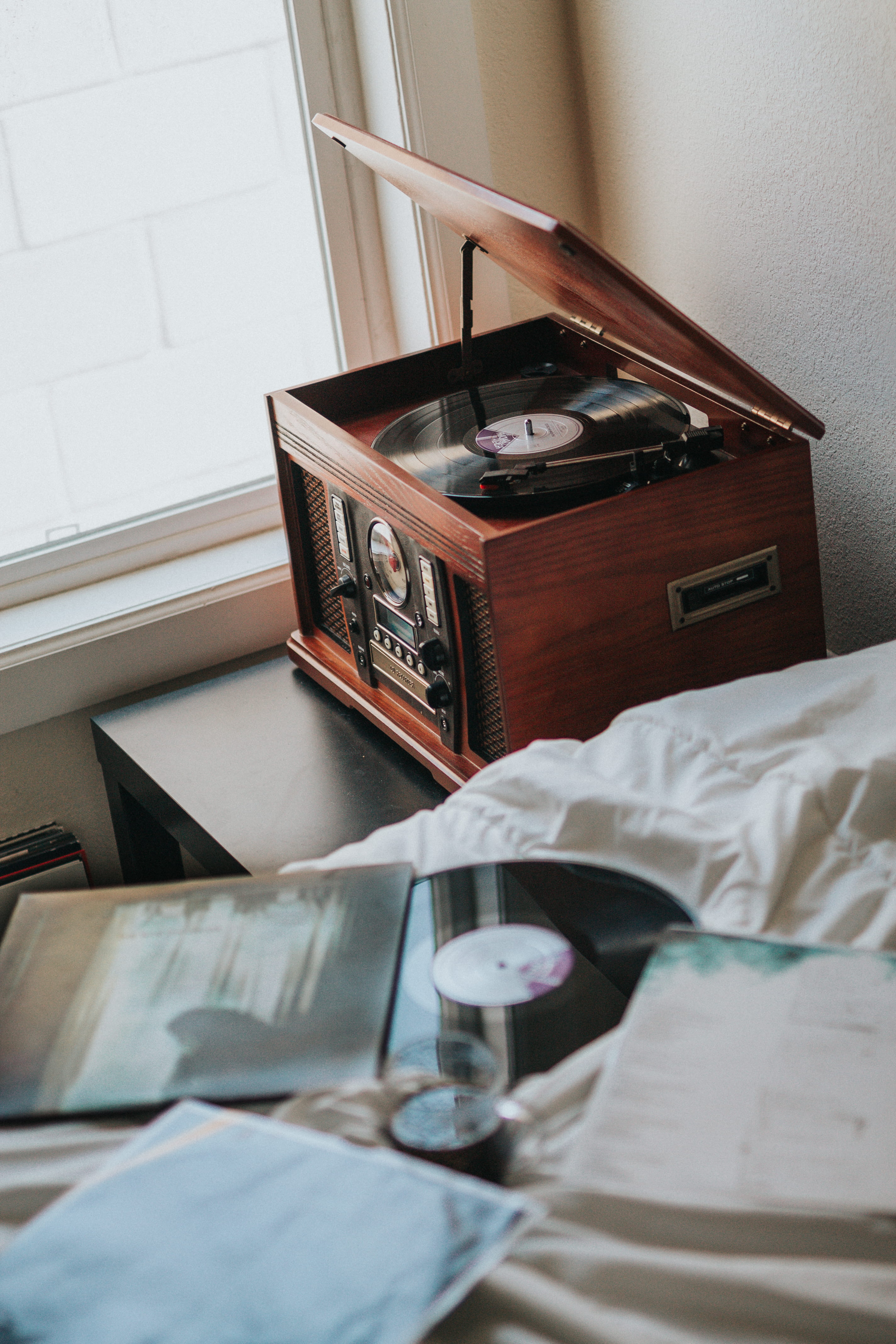 player, luggage, brown, record player, retro styled, wooden, home, book, suitcase, high angle view, no people, window, black, day, indoors, furniture, radiogram, Phone HD Wallpaper