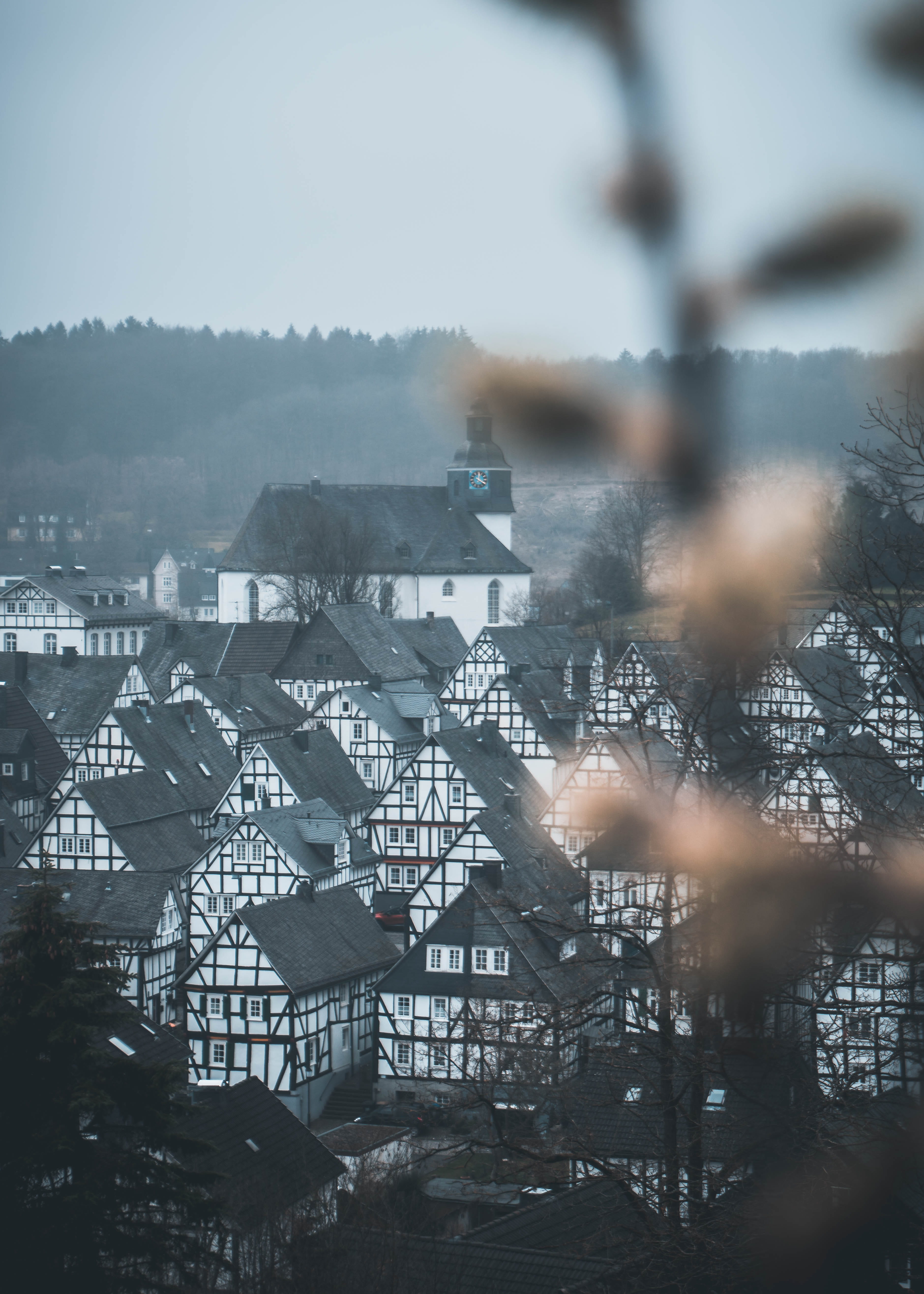 cold temperature, fog, plant, city, landscape, architecture, aerial view, day, house, daytime, 5K, freudenberg, sky, no people, tree, chirch, spire, houses, Phone HD Wallpaper