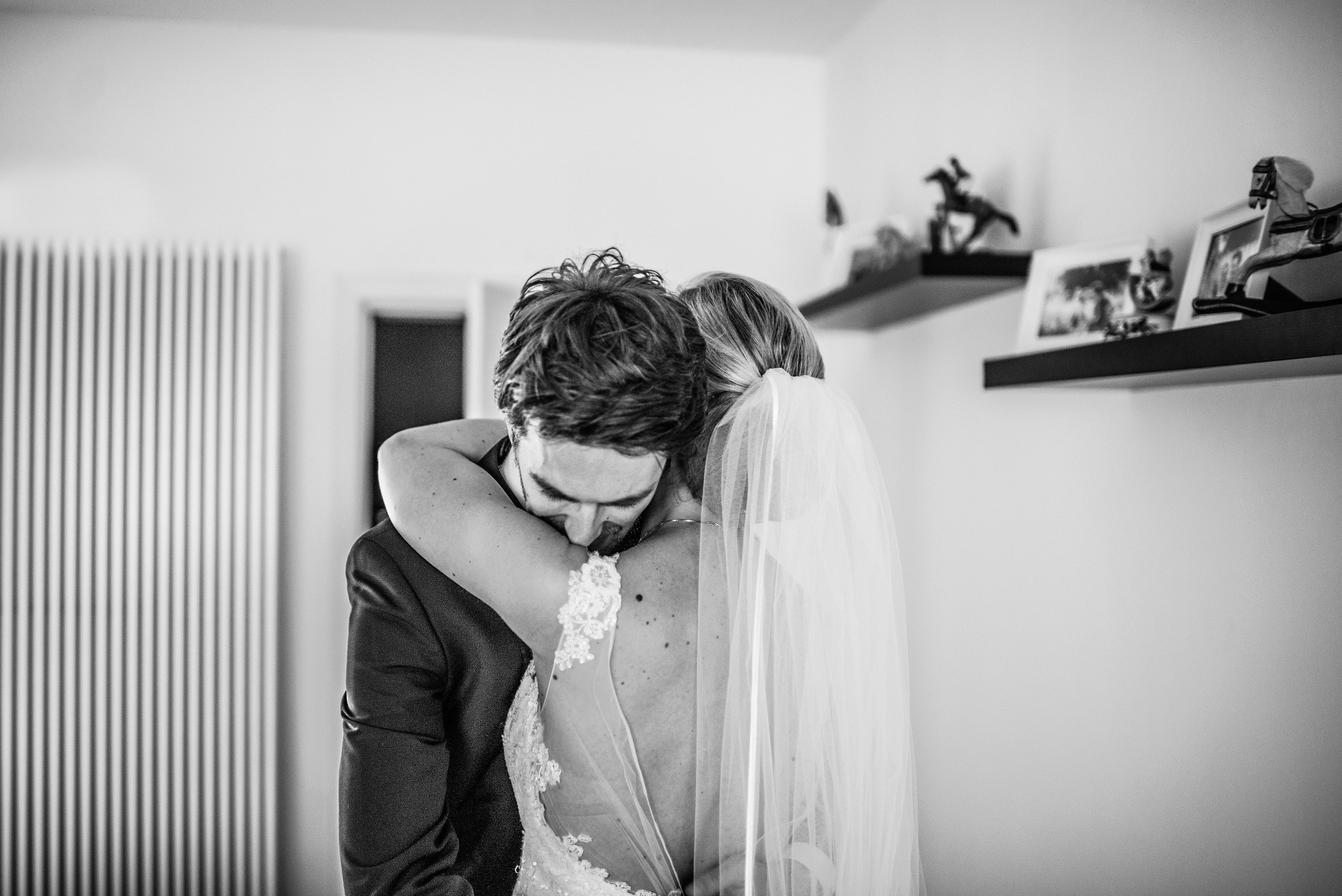 2K, weddings, wedding dress, love, brides, monochrome, HD Wallpaper