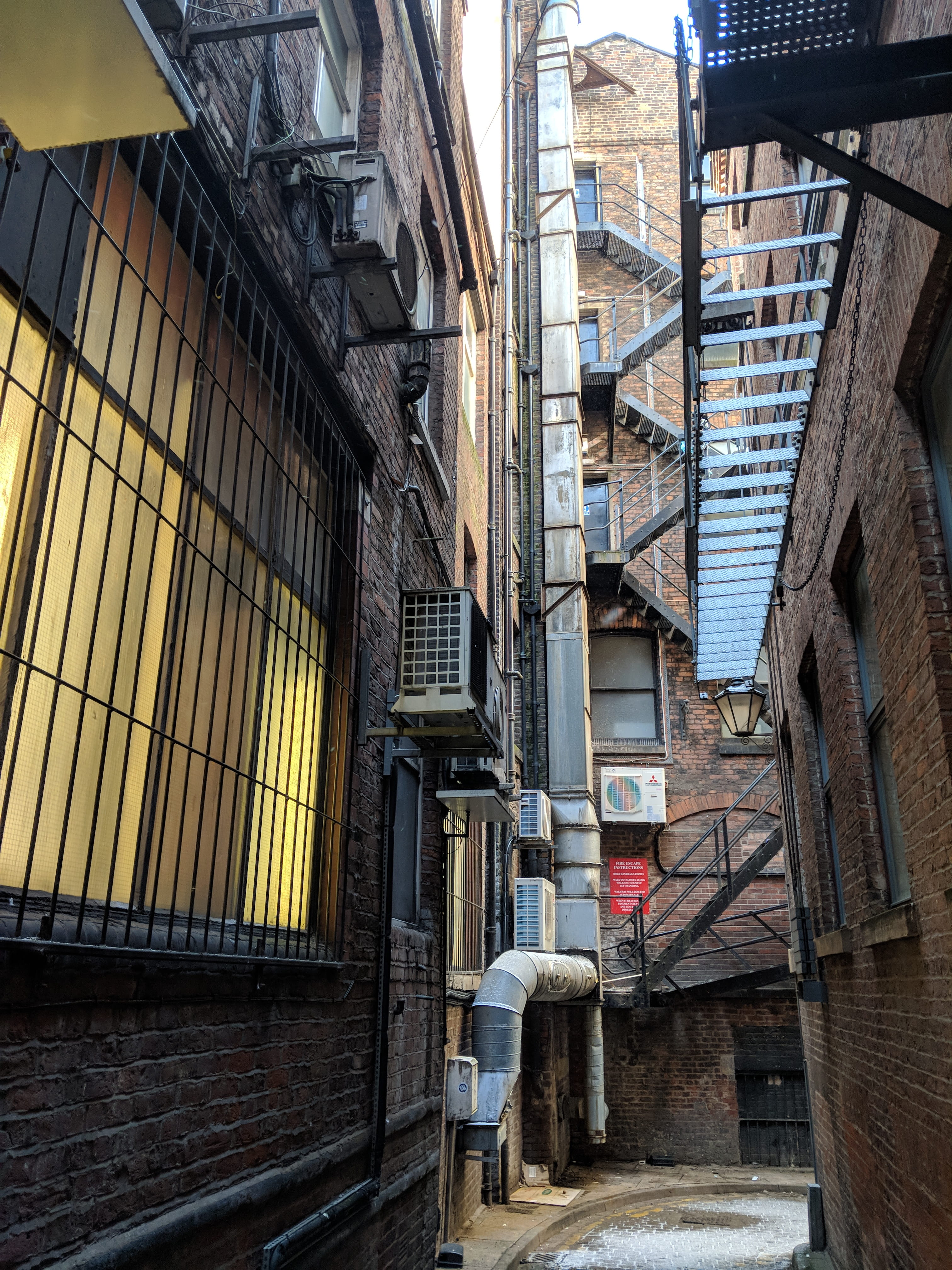 staircase, window, building exterior, no people, built structure, old, entrance, day, house, building, door, manchester, roof, outdoors, steps and staircases, Phone HD Wallpaper