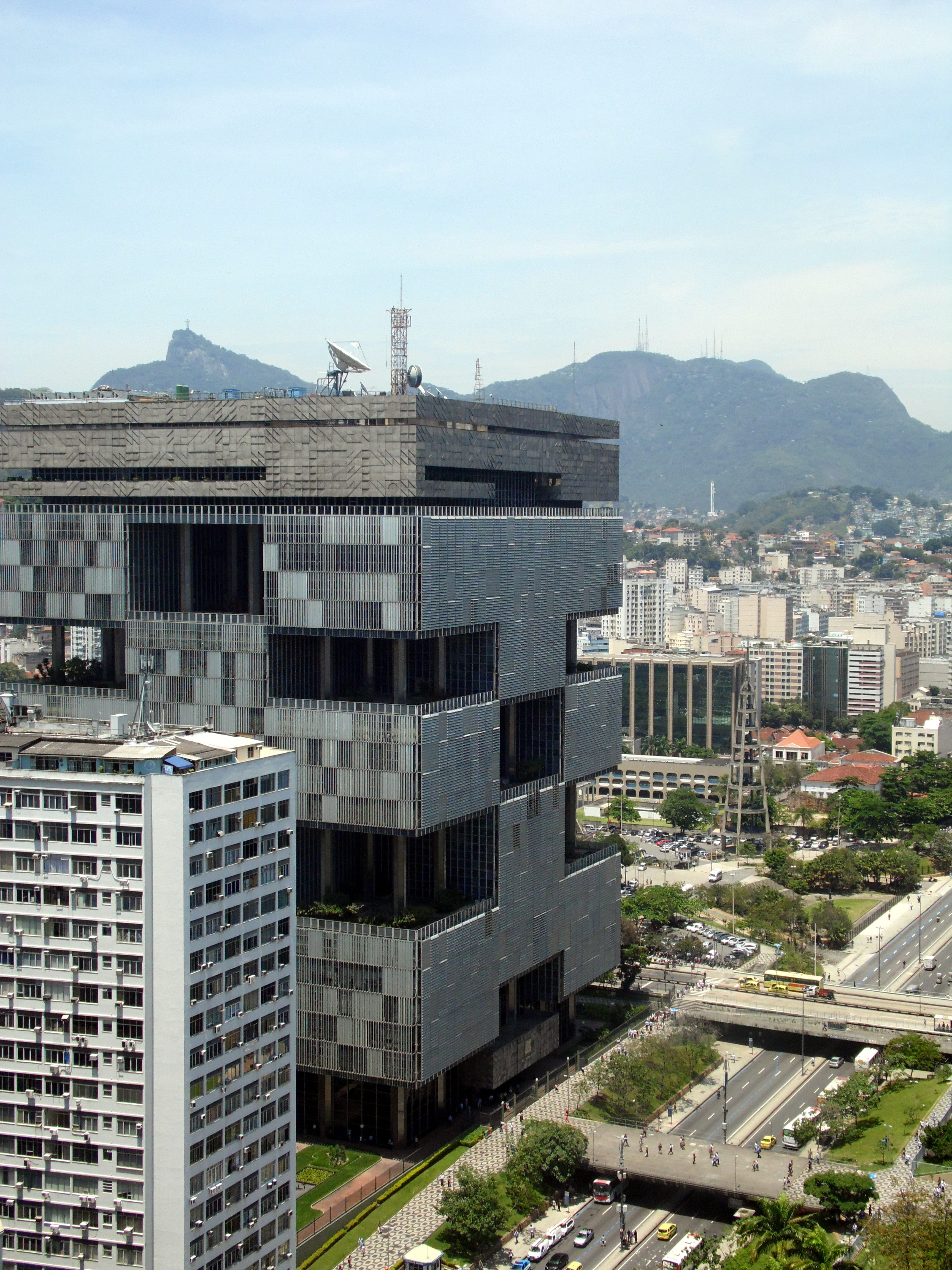 built Structure, sunlight, 4K, day, building, Avenida Chile, sky, City, architecture, rio de janeiro, city, window, urban Scene, Rio De Janeiro, outdoors, Phone HD Wallpaper