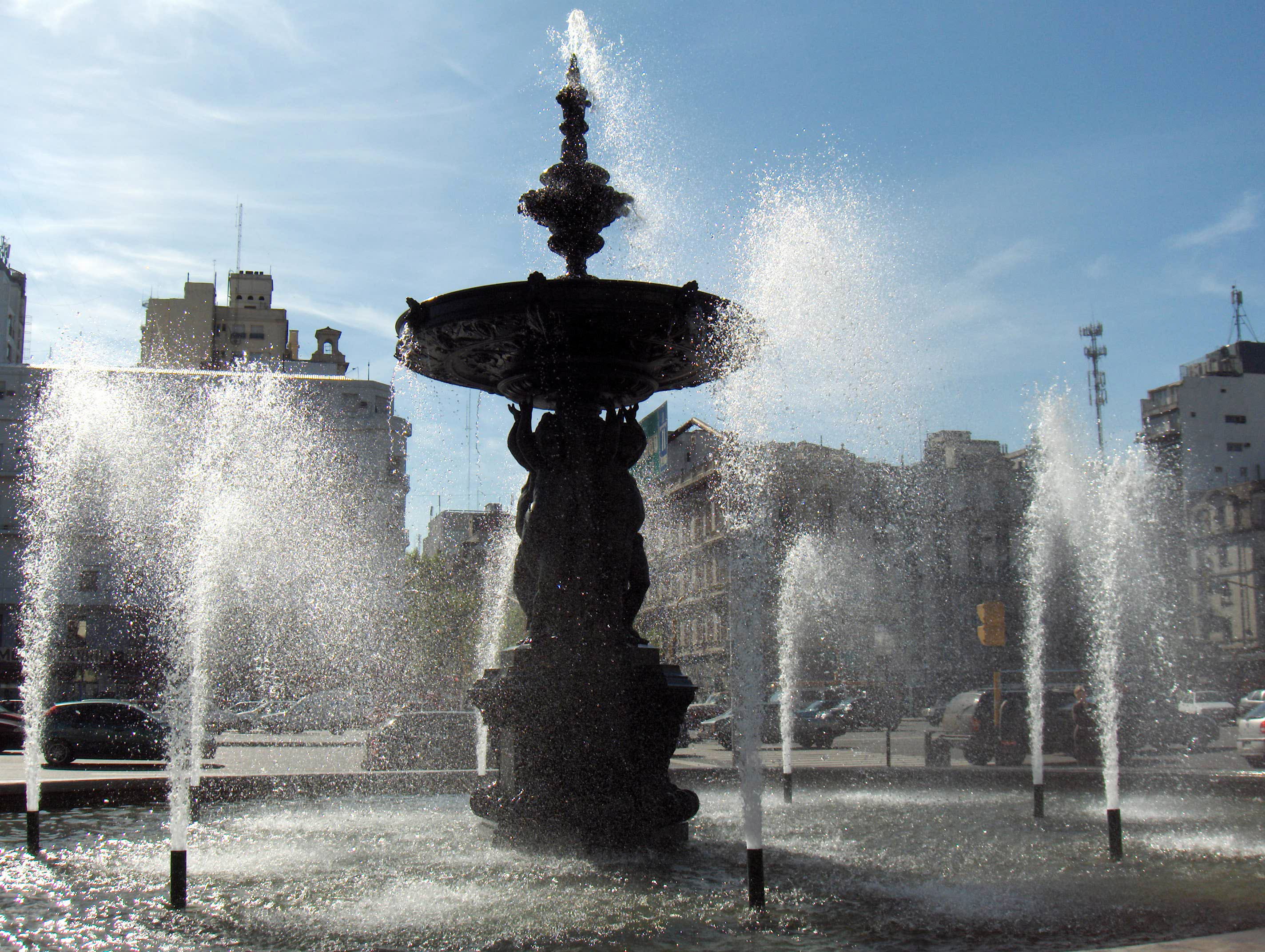 motion, skyscraper, julio, Ave, Fountains, built structure, 9 de Julio, day, street, mayo y 9 de julio, flowing water, 2K, famous Place, y 9, building exterior, HD Wallpaper