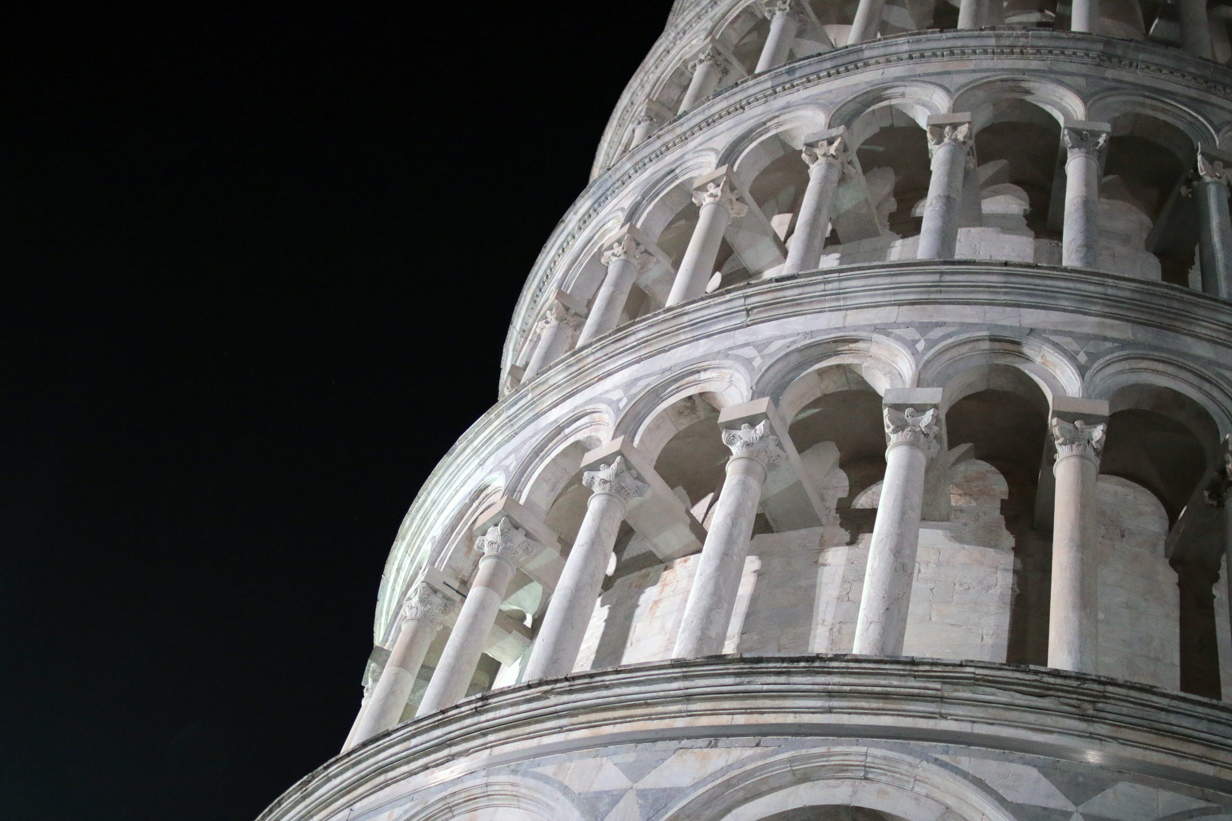 architecture, tower, low angle view, nature, architectural column, tourism, arch, city, history, the past, travel, built structure, building, black background, HD Wallpaper