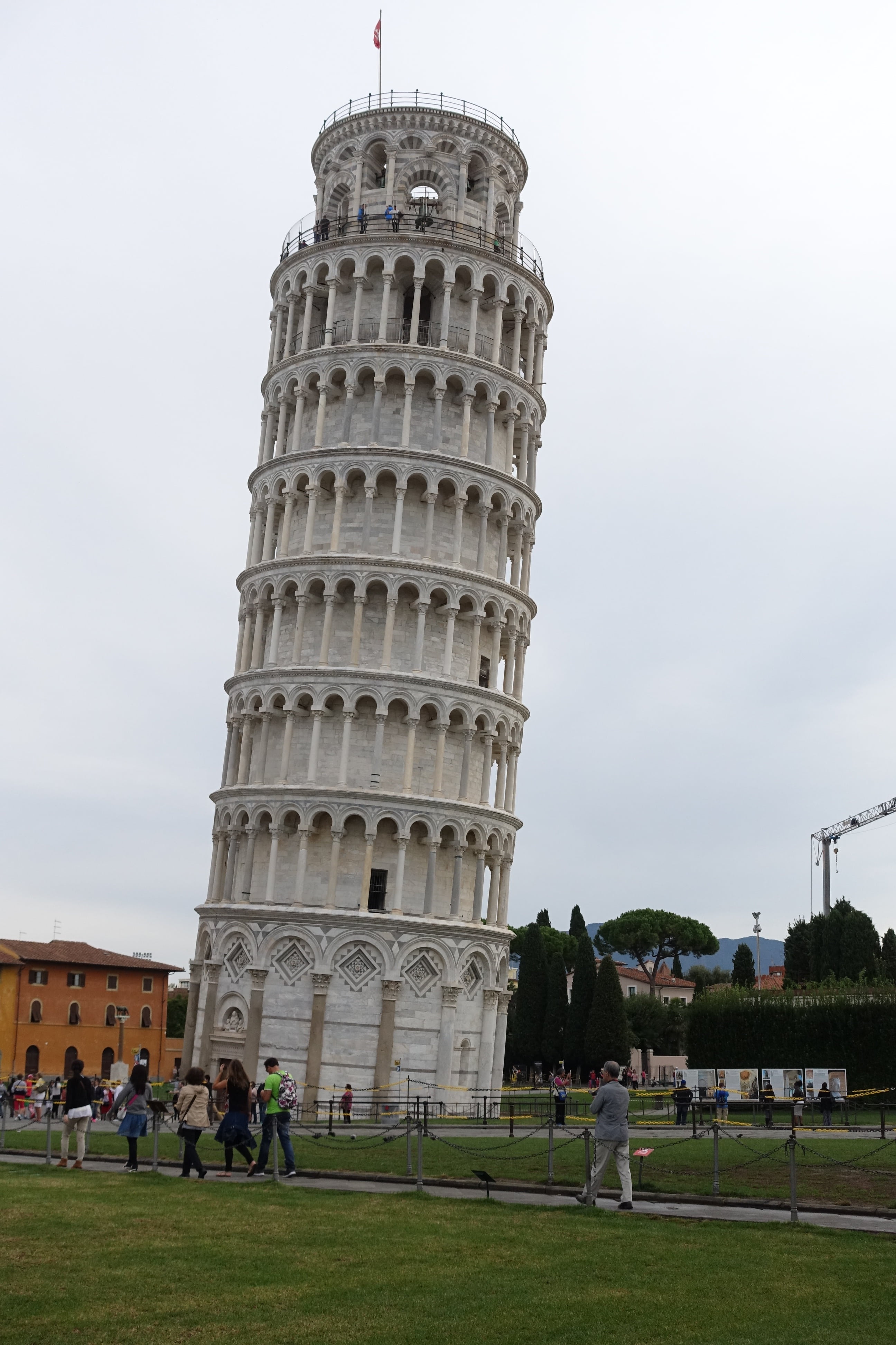 ancient civilization, sky, in italy, history, 4K, day, grass, lifestyles, women, men, crowd, group of people, travel destinations, built structure, piza, Phone HD Wallpaper