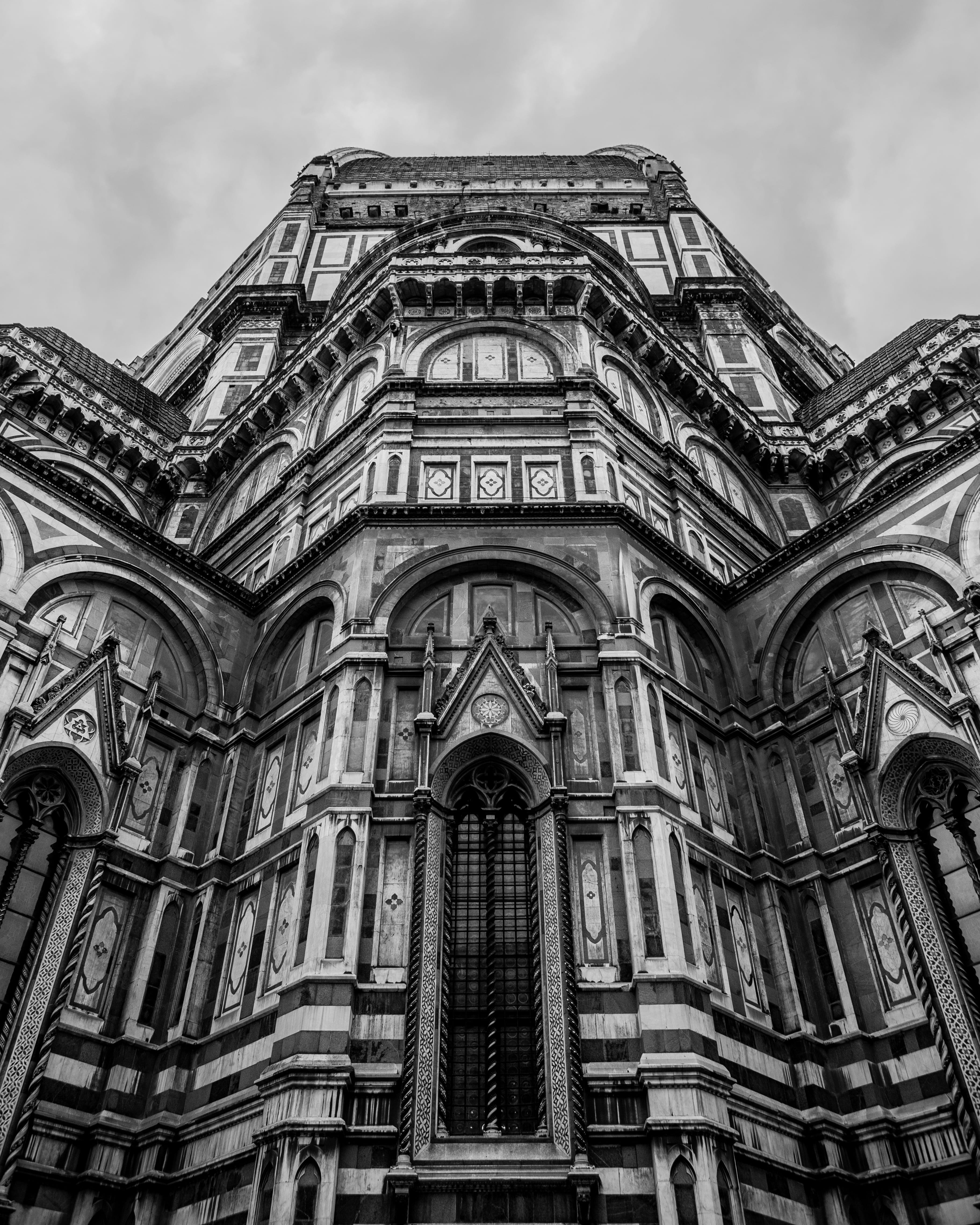 day, steeple, outdoors, ornate, pillar, history, downtown, cattedrale di santa maria del fiore, brick, the past, 4K, column, tower, pedestrian, florence, Phone HD Wallpaper