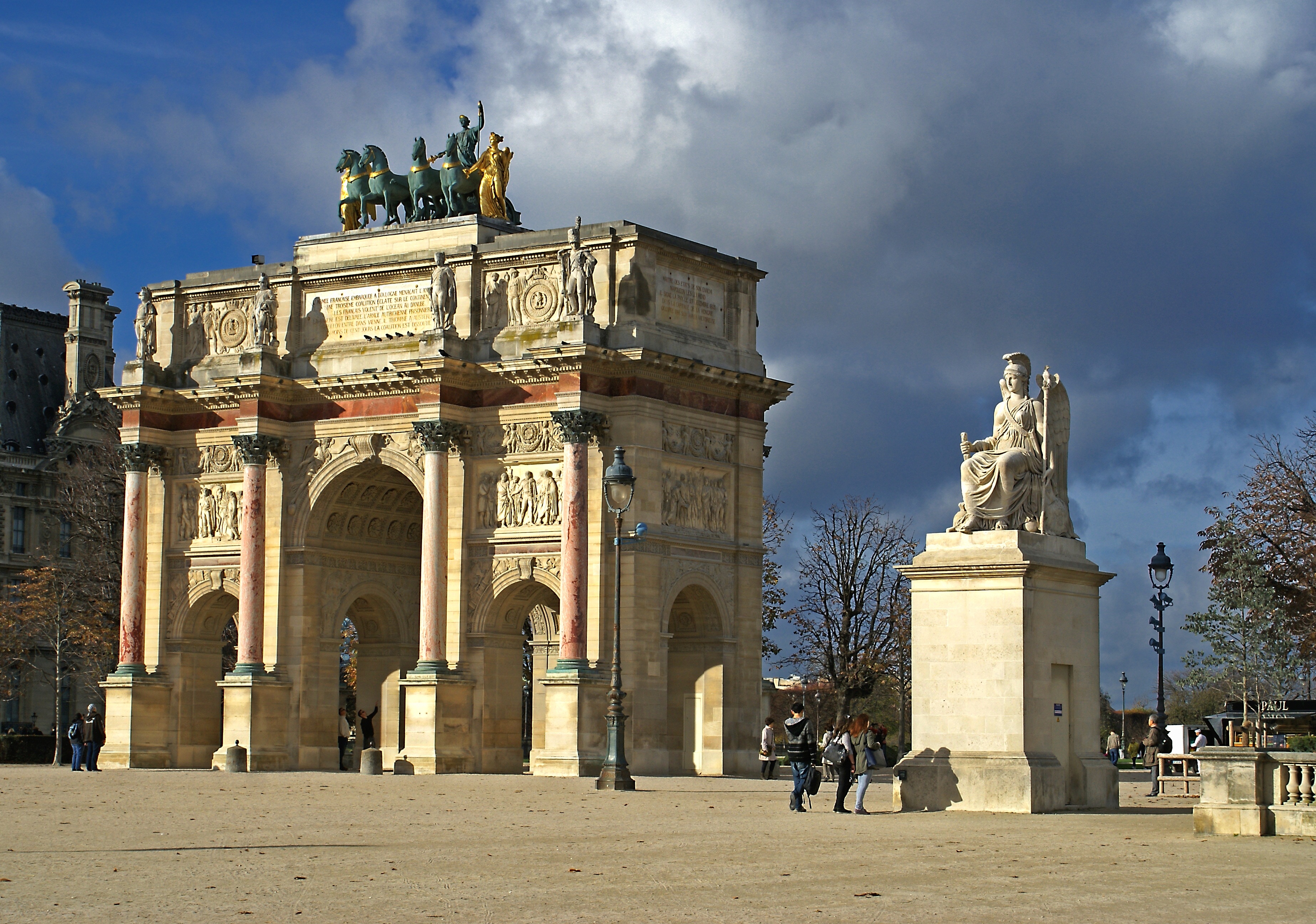 de, city, tourism, history, statue, art and craft, male likeness, human representation, outdoors, built structure, sculptures, the quadriga, architecture, HD Wallpaper