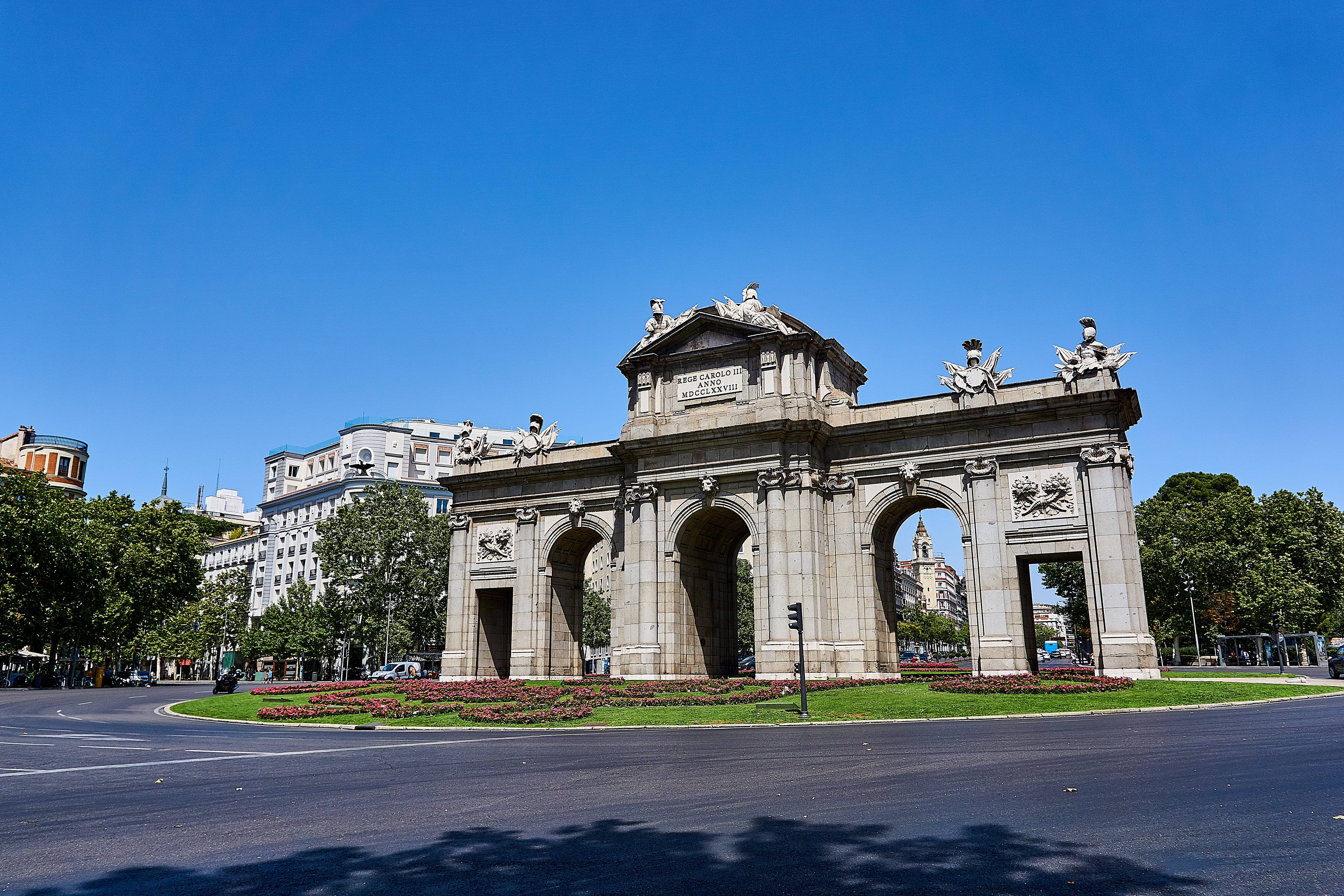 history, no people, tourism, blue, street, architectural column, nature, outdoors, architecture, sky, arch, plant, historically, travel destinations, ornate, HD Wallpaper