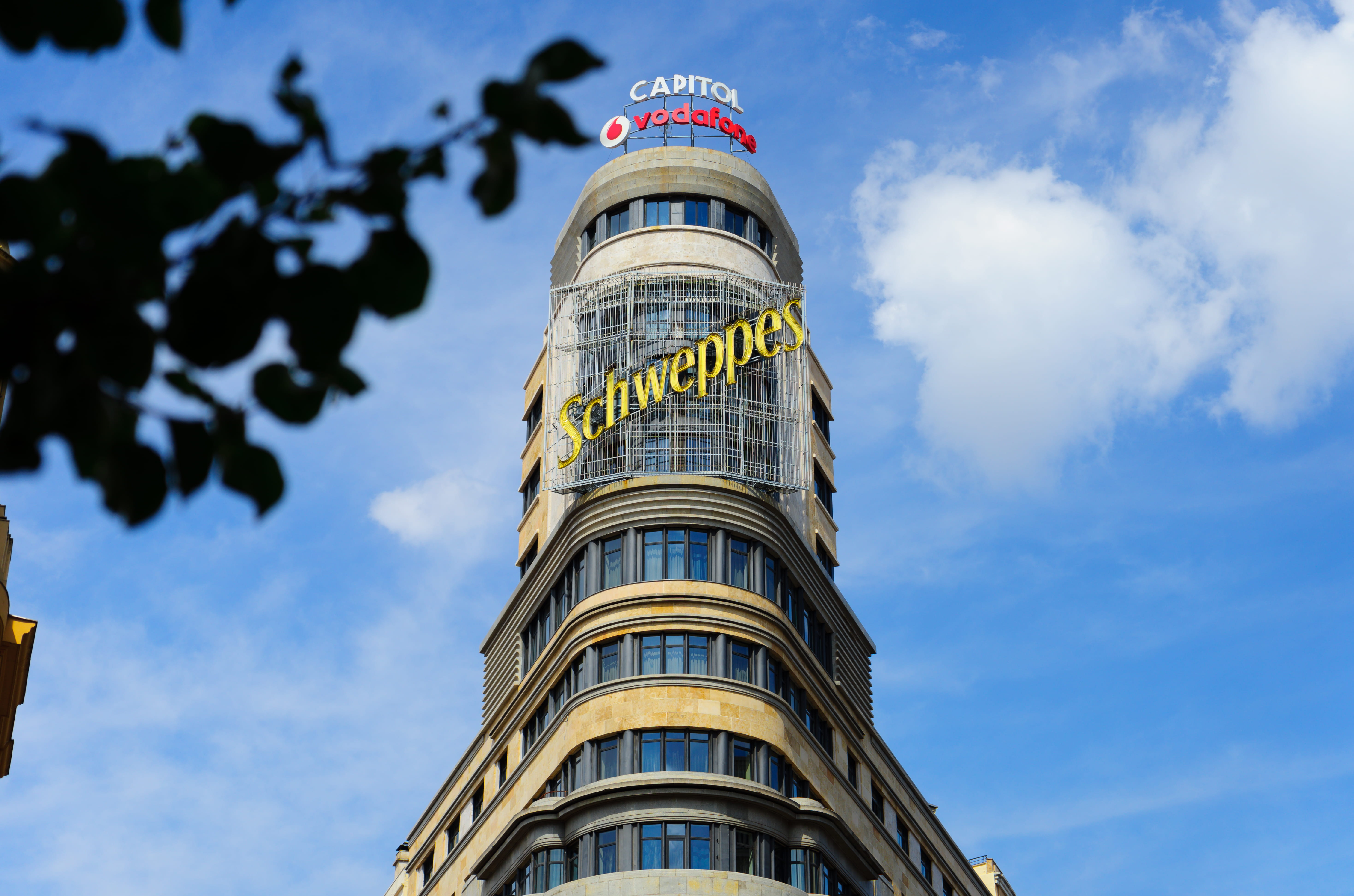 callao, schweppes, built structure, no people, the past, skyscraper, travel destinations, history, tower, capitol building, spain, sky, building exterior, HD Wallpaper