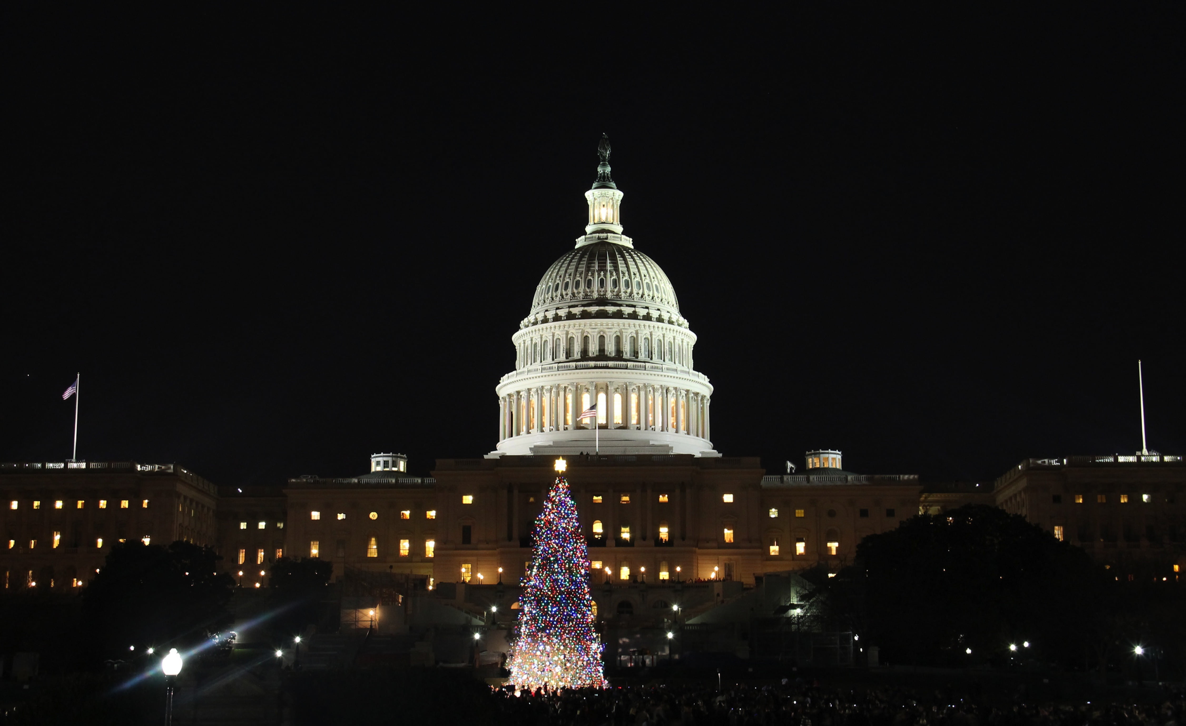 no people, cities, city, nature, government, lights, holidays, neo-classical, nightlife, building, lighted, urban, office building exterior, illuminated, HD Wallpaper